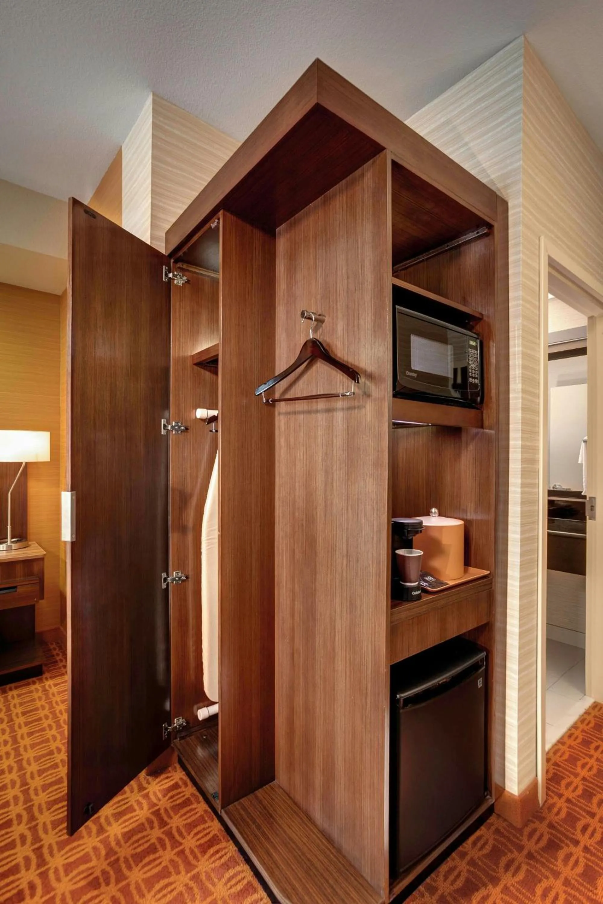 Bedroom in Fairfield Inn and Suites Hutchinson