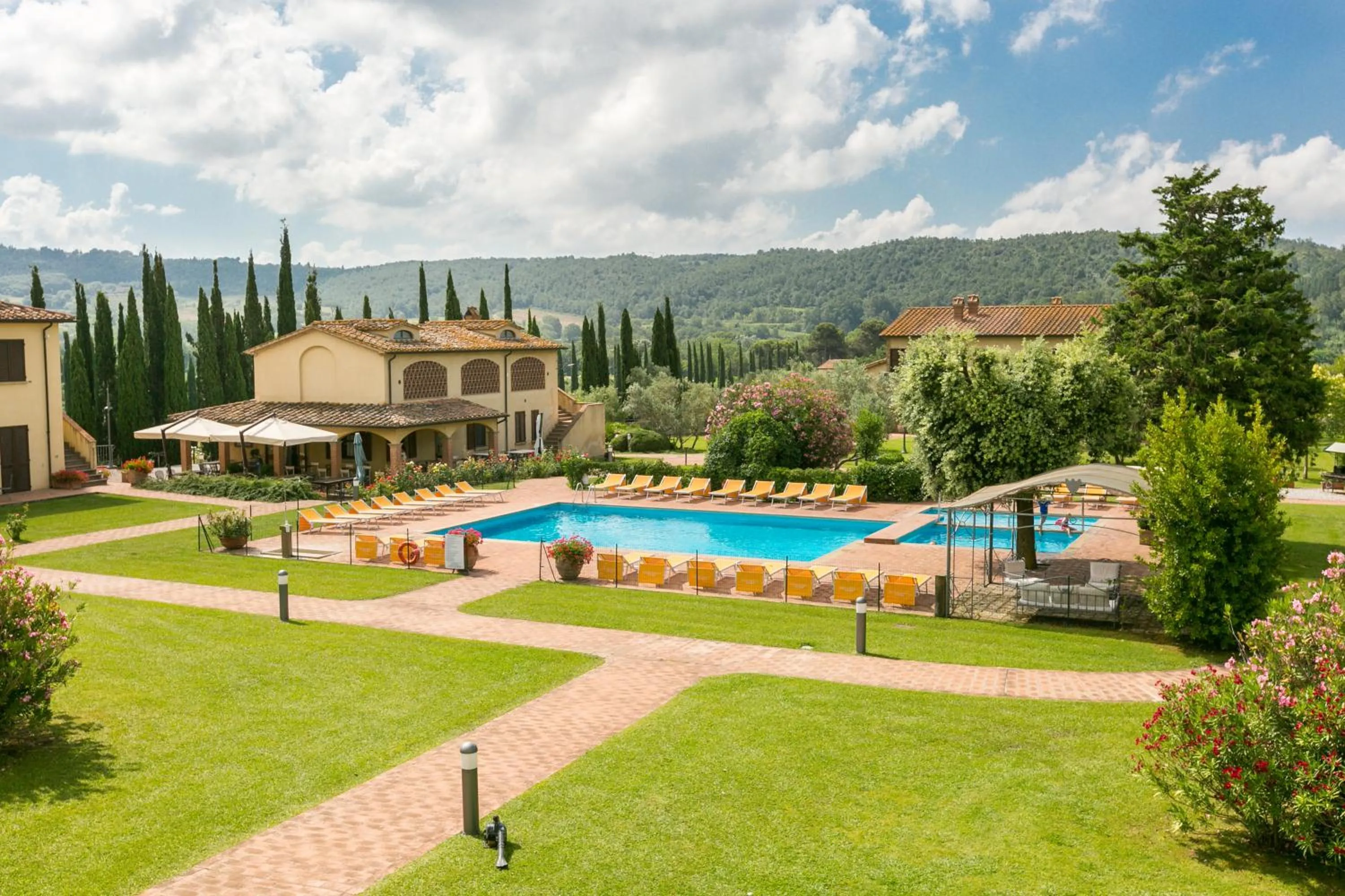 Garden in VILLA LIGUSTRO