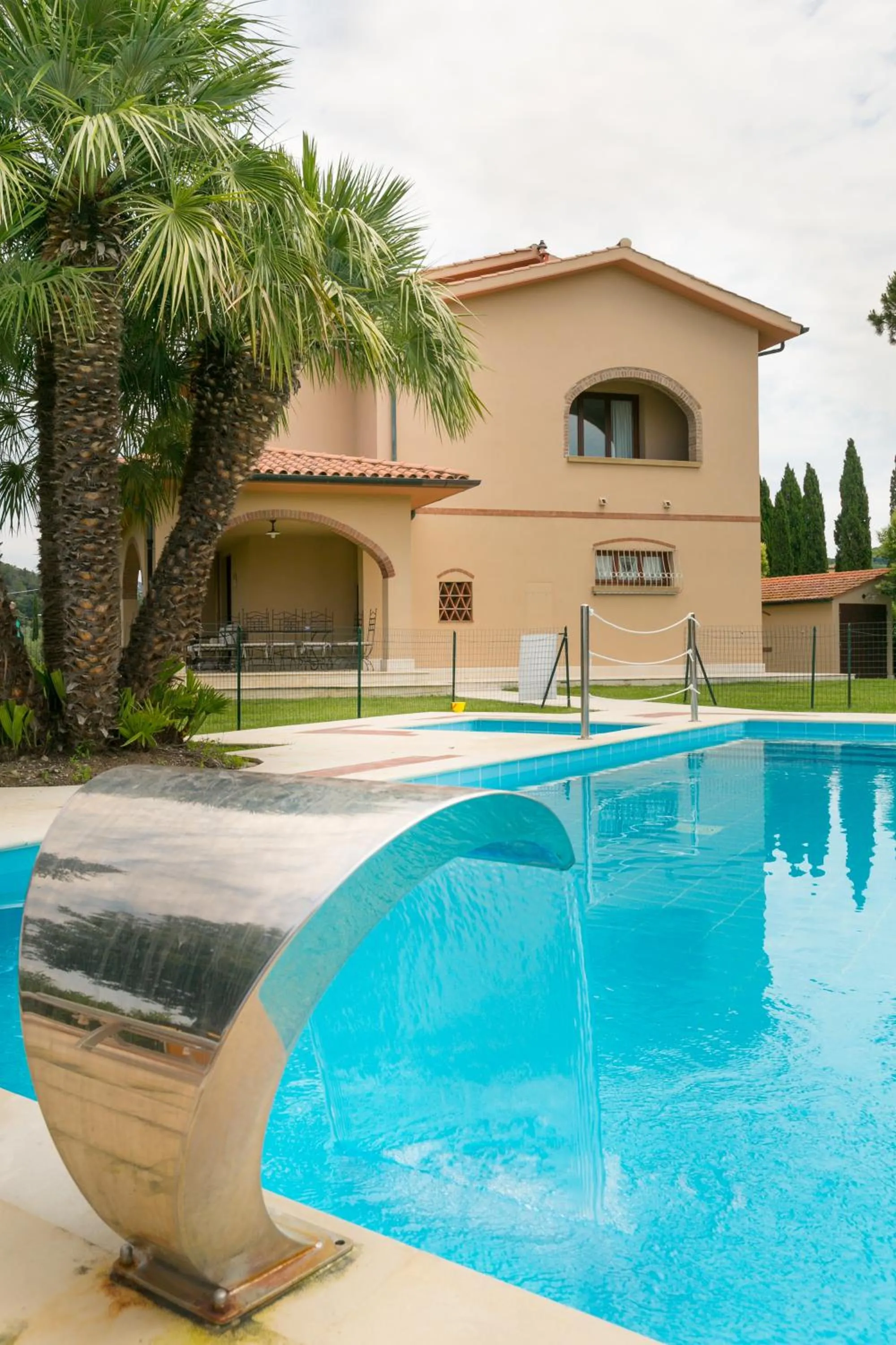 Property building in VILLA LIGUSTRO
