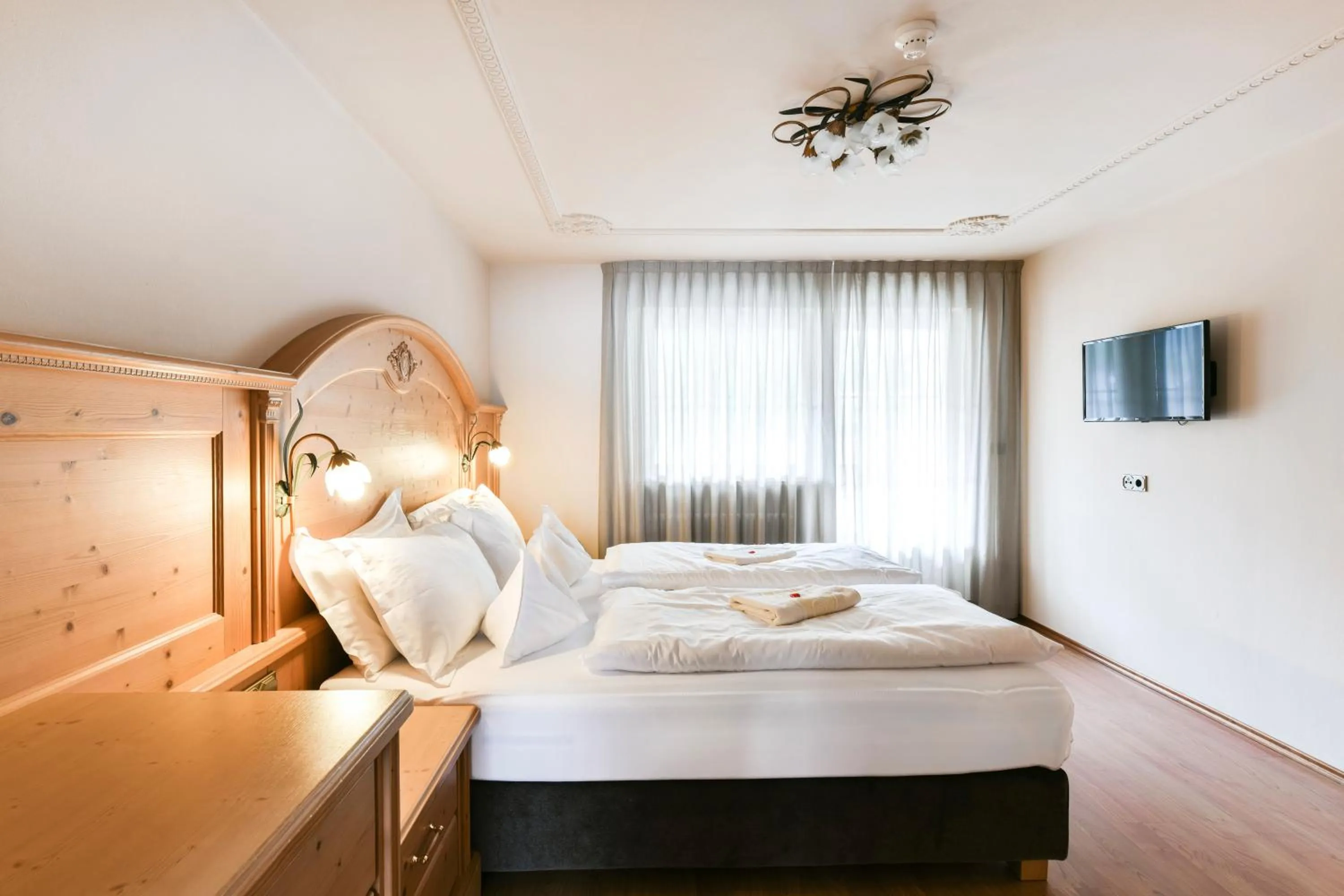 Bed in Wellness Residence Villa Leck