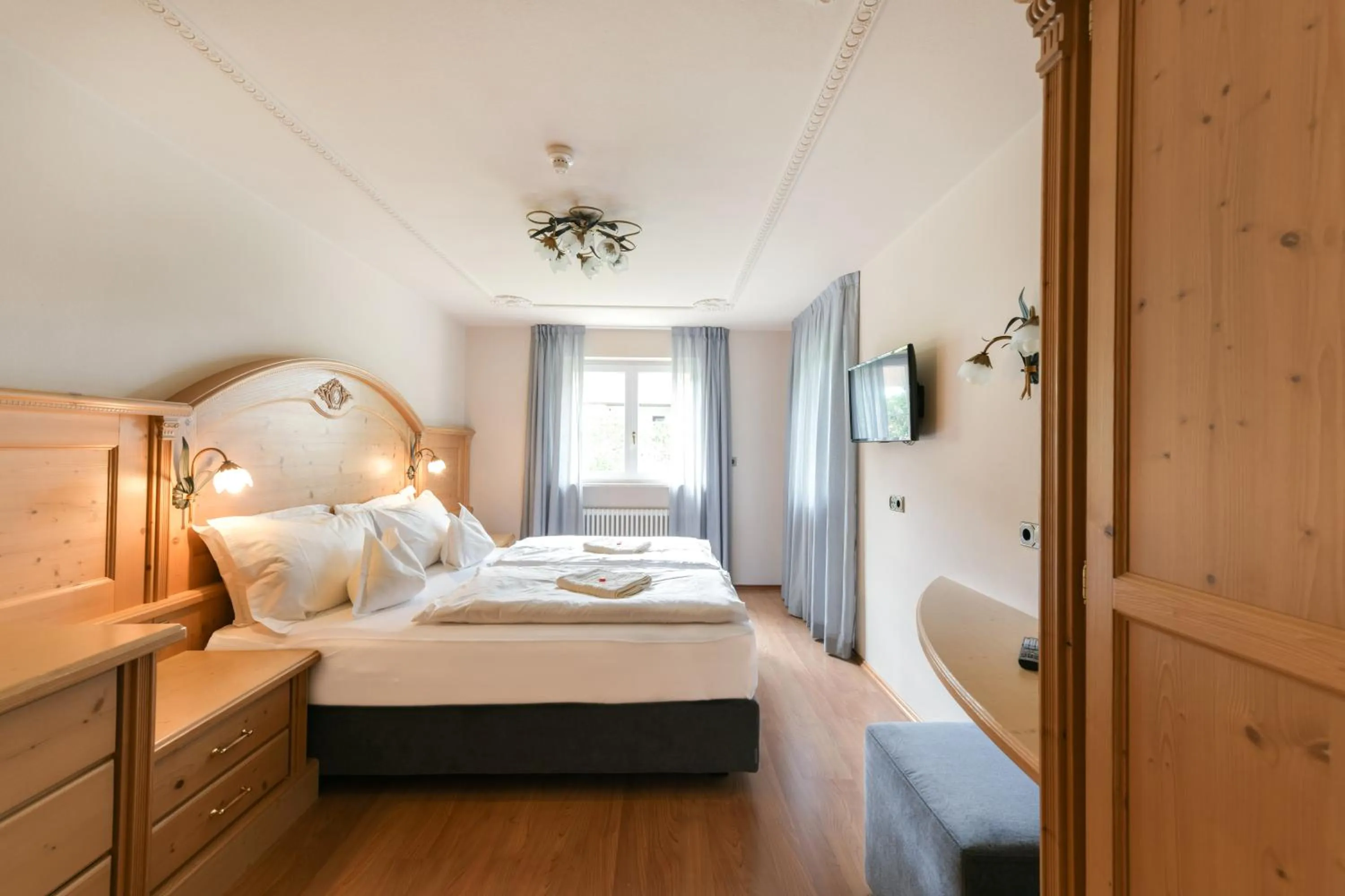 Bed in Wellness Residence Villa Leck