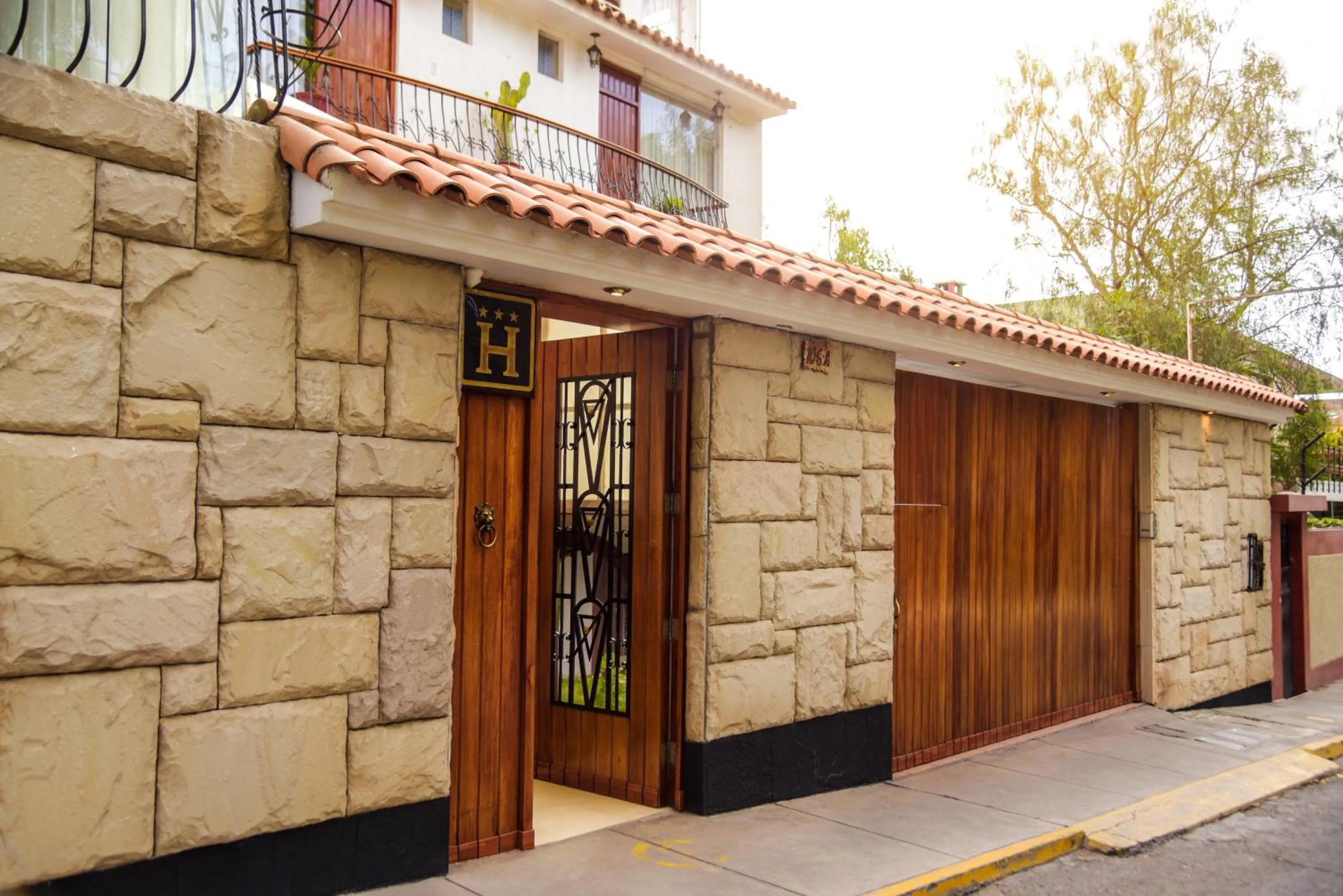 Property building in Hotel Benavides