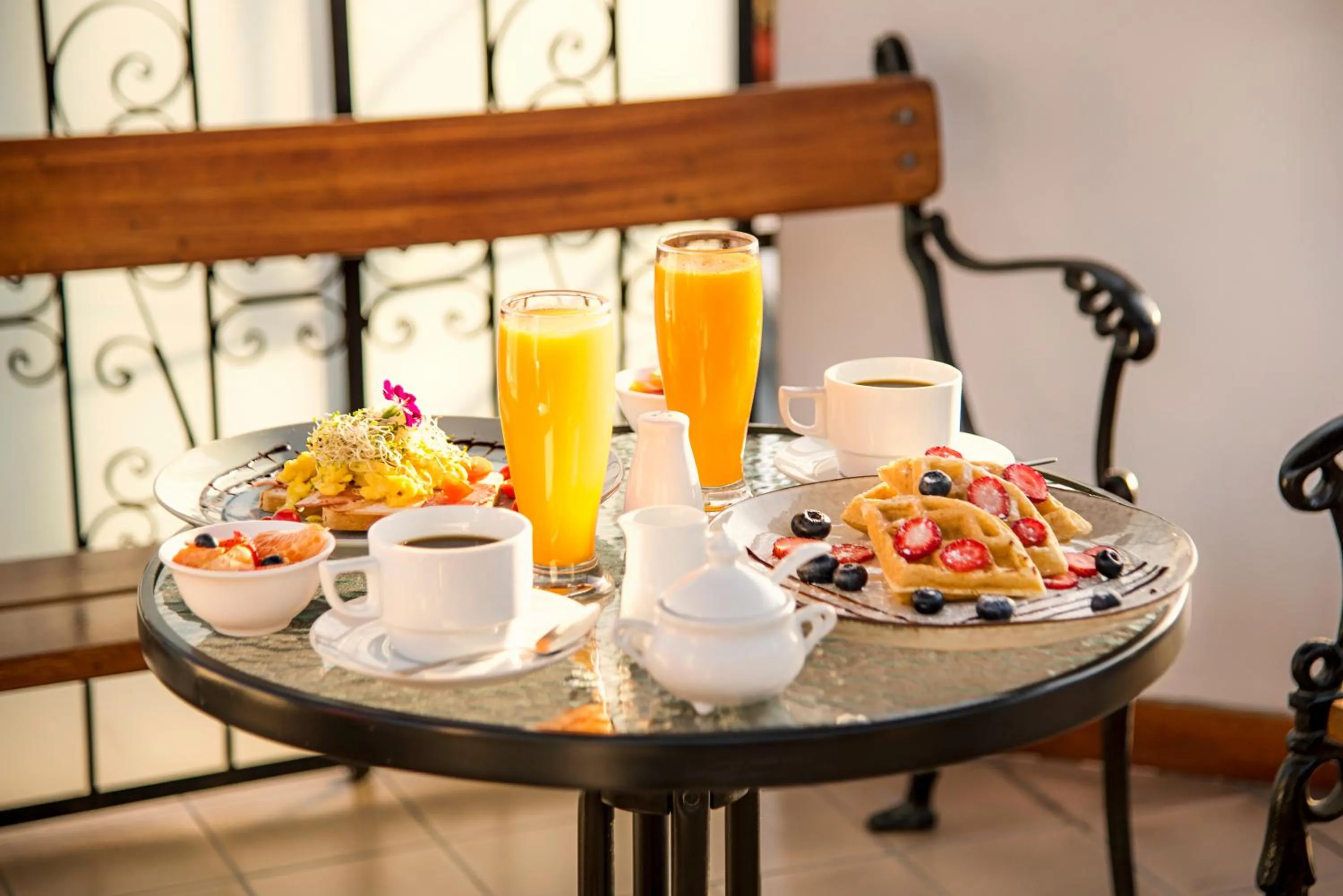 Food and drinks in Hotel Benavides