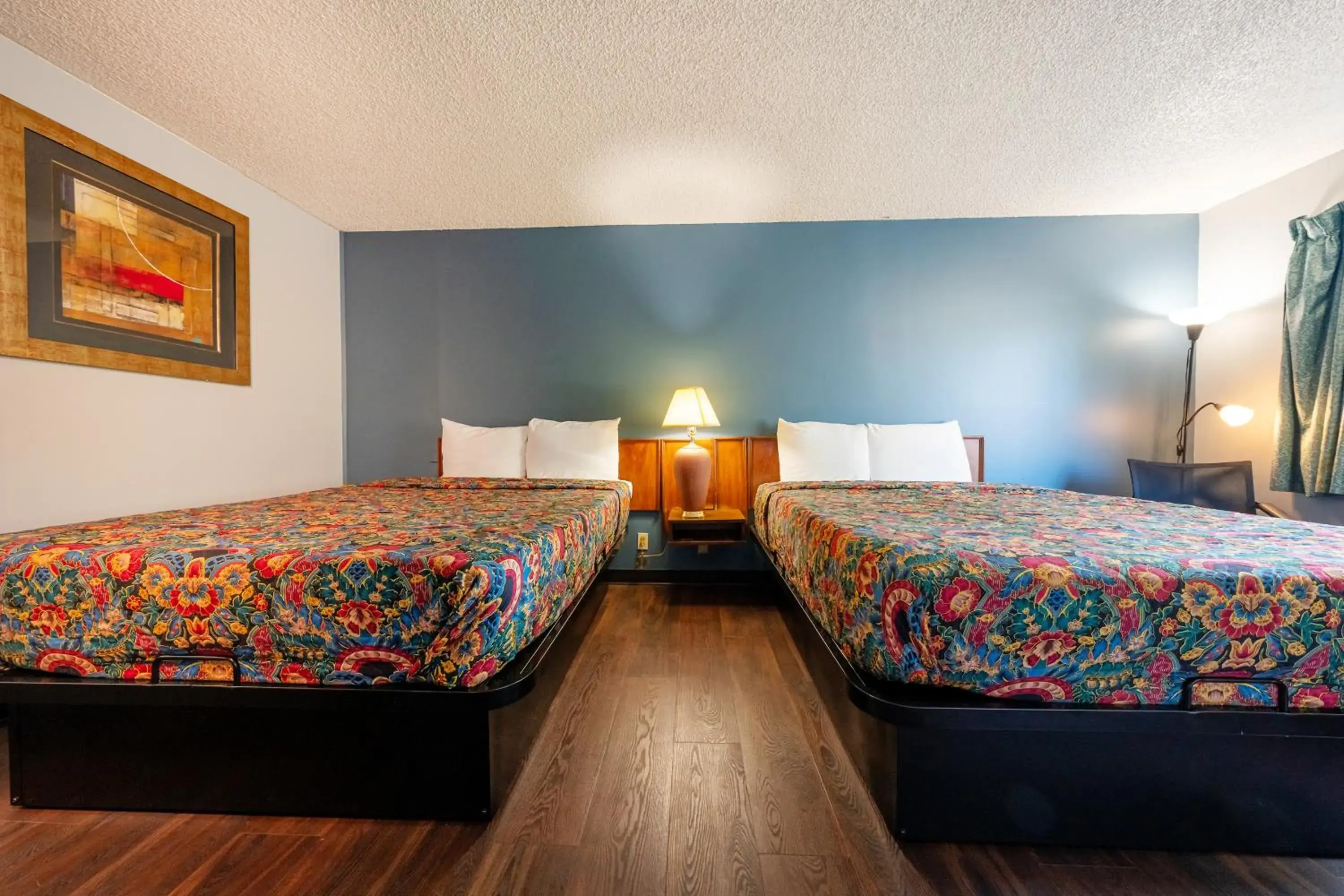 Bedroom, Bed in Best Value Inn by OYO Portland OR South East Bedroom, Bed in Best Value Inn by OYO Portland OR South East