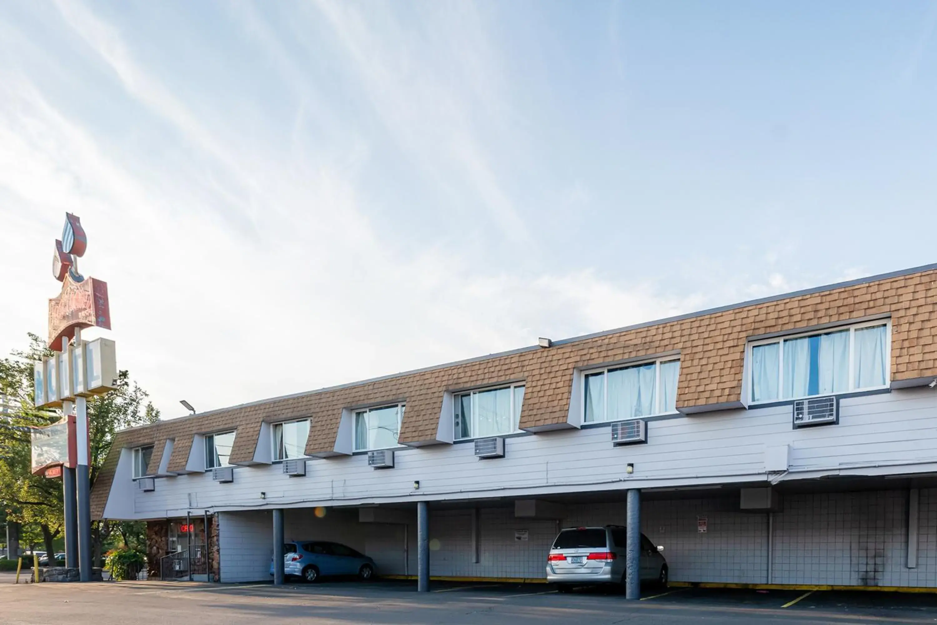 Facade/entrance in Best Value Inn by OYO Portland OR South East Facade/entrance in Best Value Inn by OYO Portland OR South East