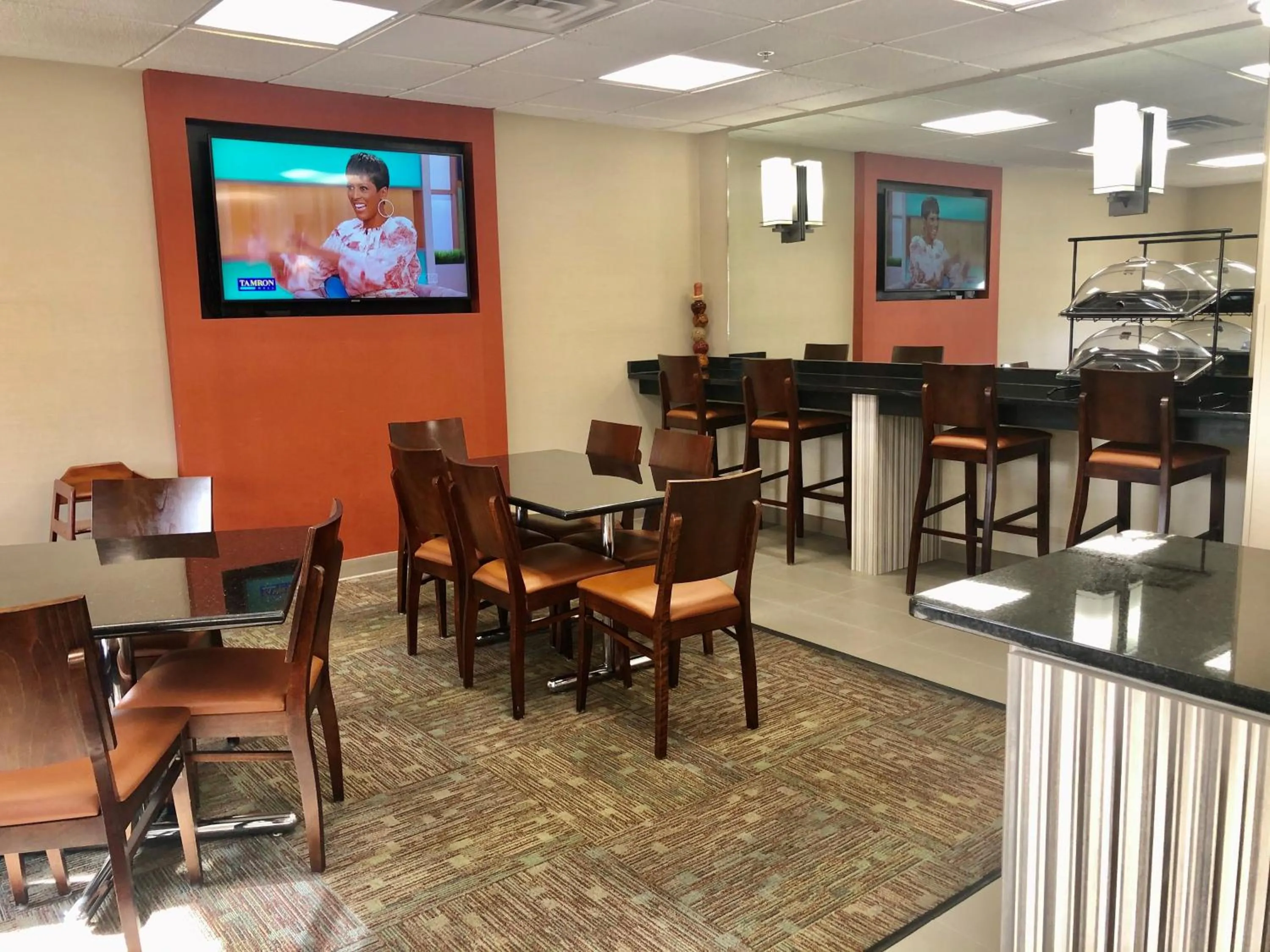 Dining area in Ramada Limited - Mount Sterling