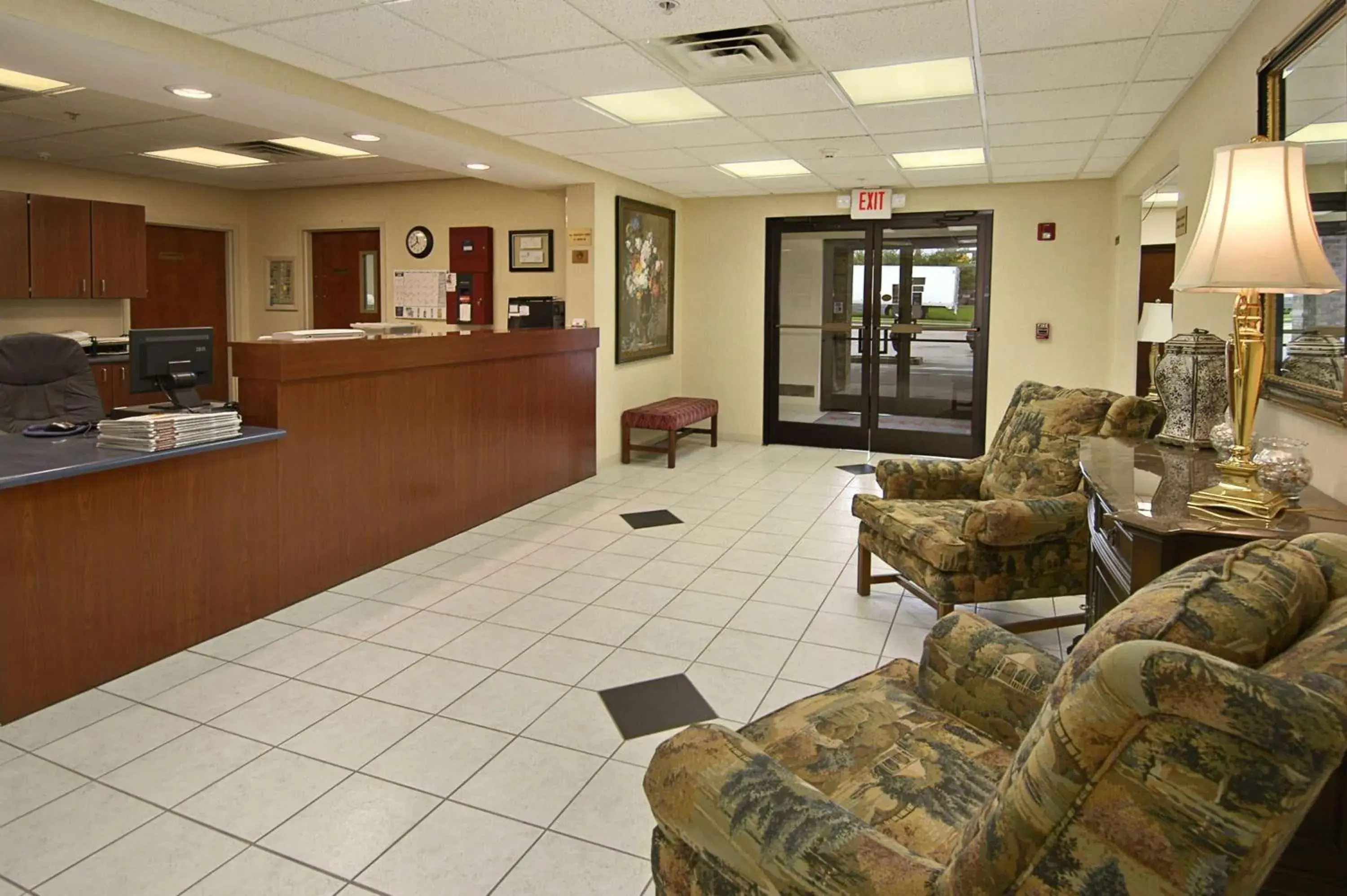 Lobby or reception in Ramada Limited - Mount Sterling Lobby or reception in Ramada Limited - Mount Sterling