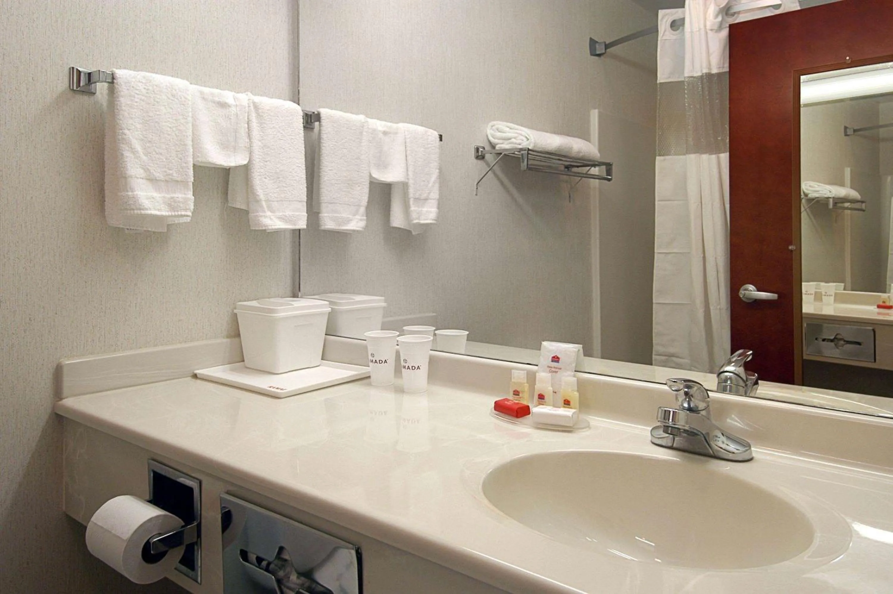 Bathroom in Ramada Limited - Mount Sterling