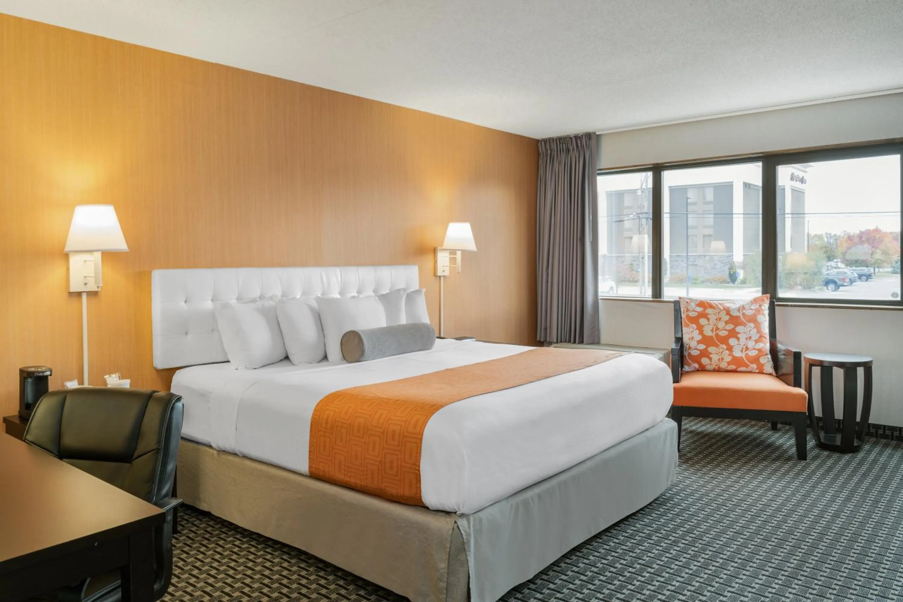 Bed in Howard Johnson by Wyndham Lima