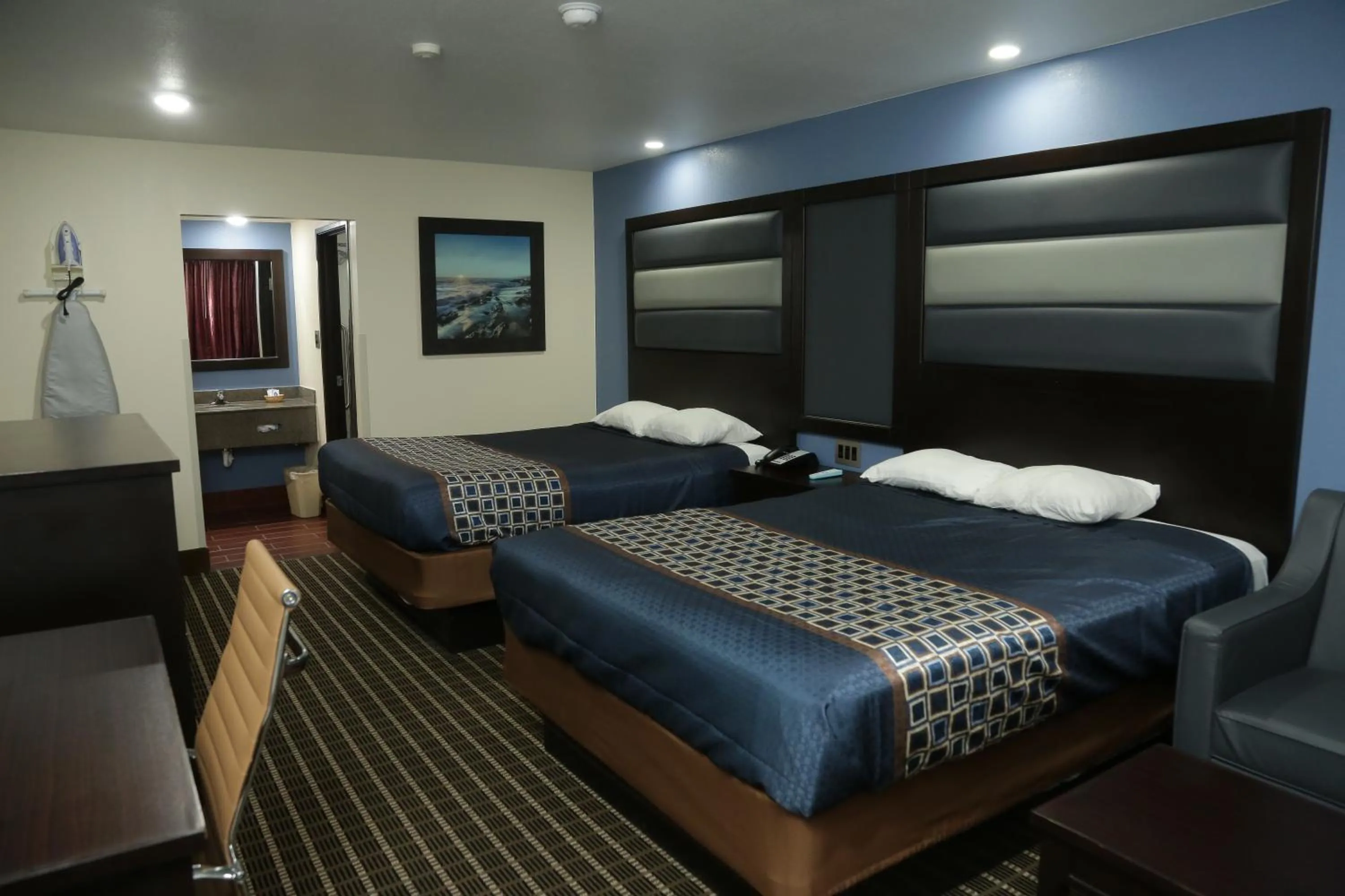 Bed in Theroff's Motel