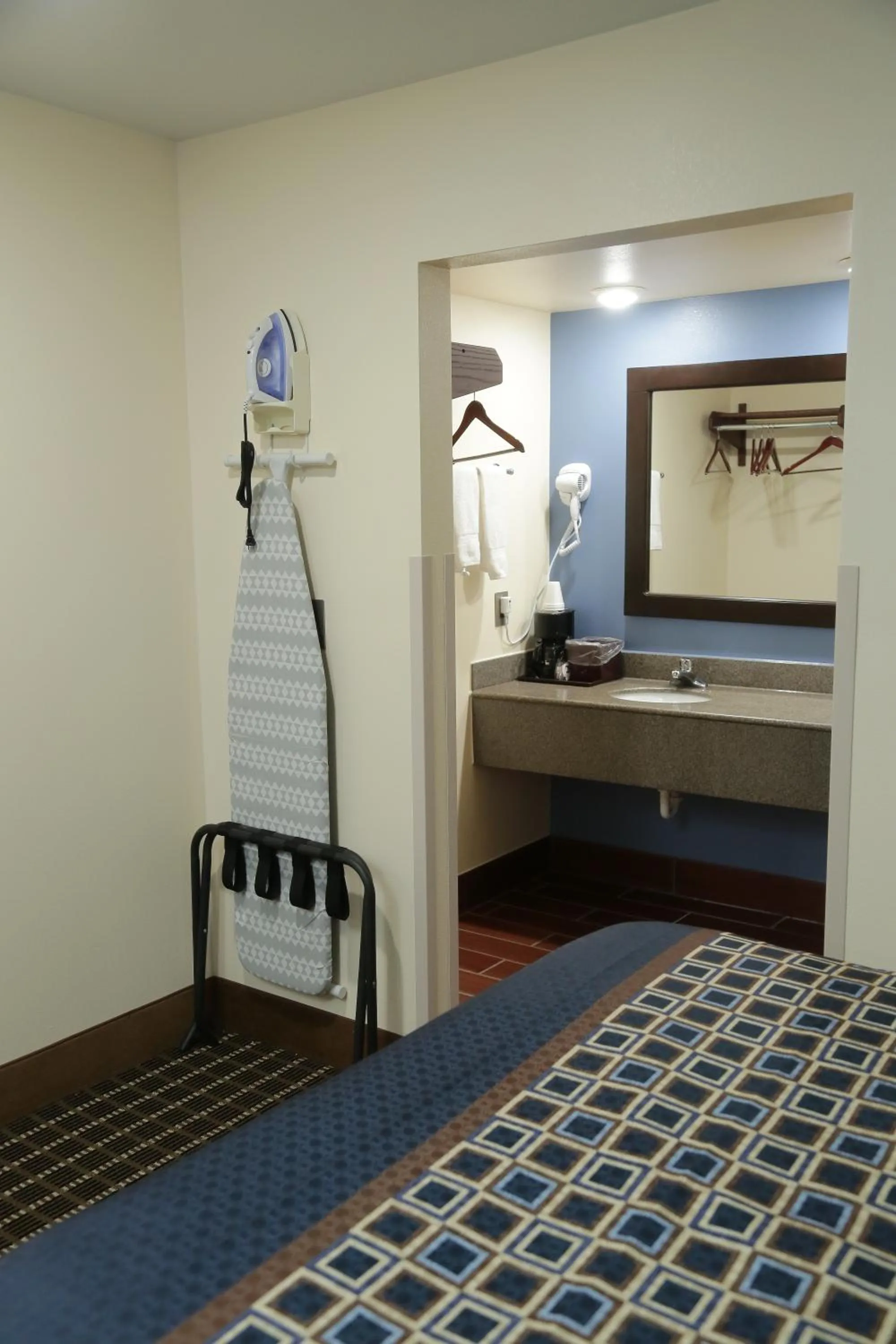 Bed in Theroff's Motel