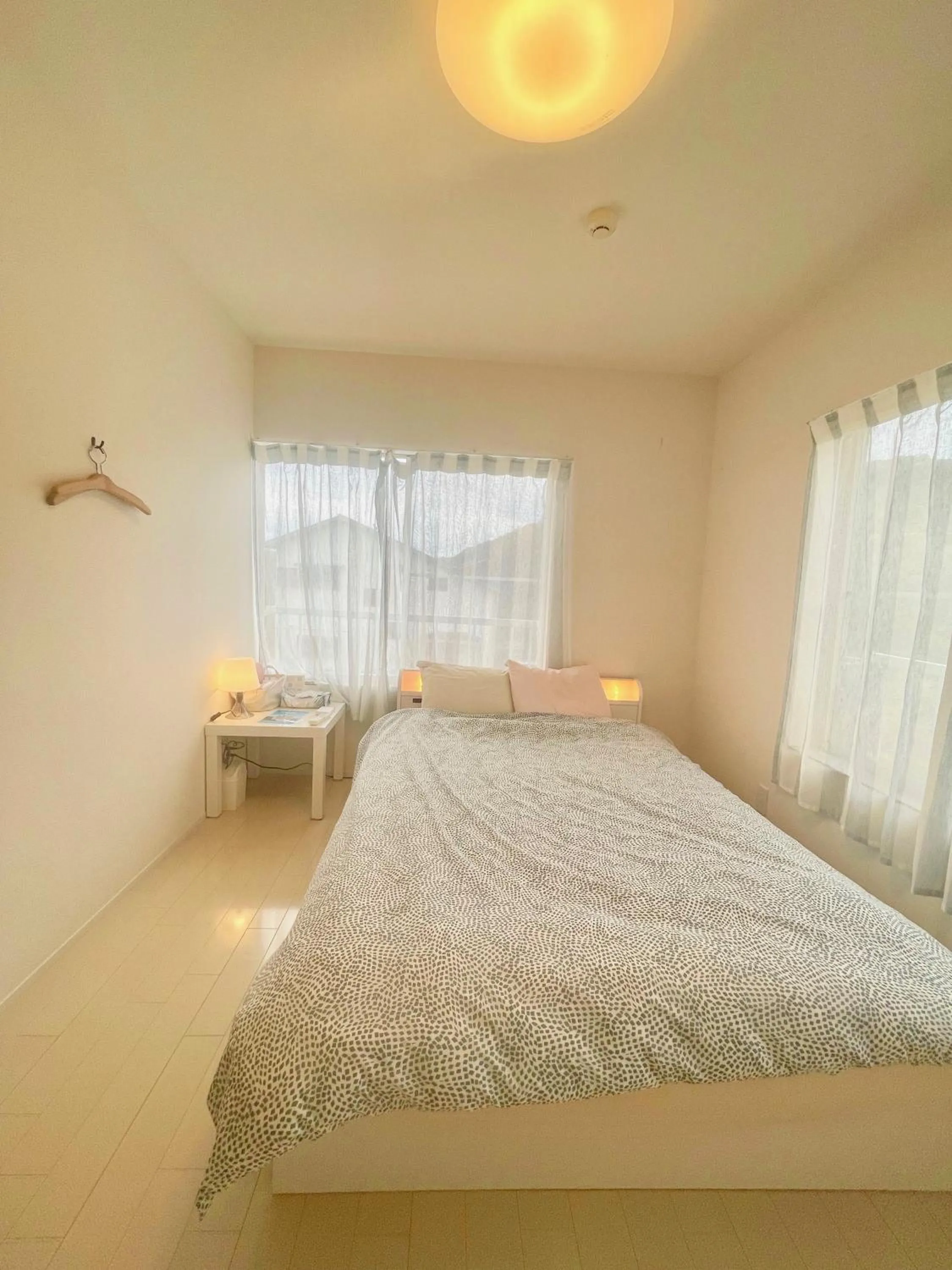 Bed in insidey 海から歩いて10分 walk from the sea Tatadobeach Iritabeach 10min