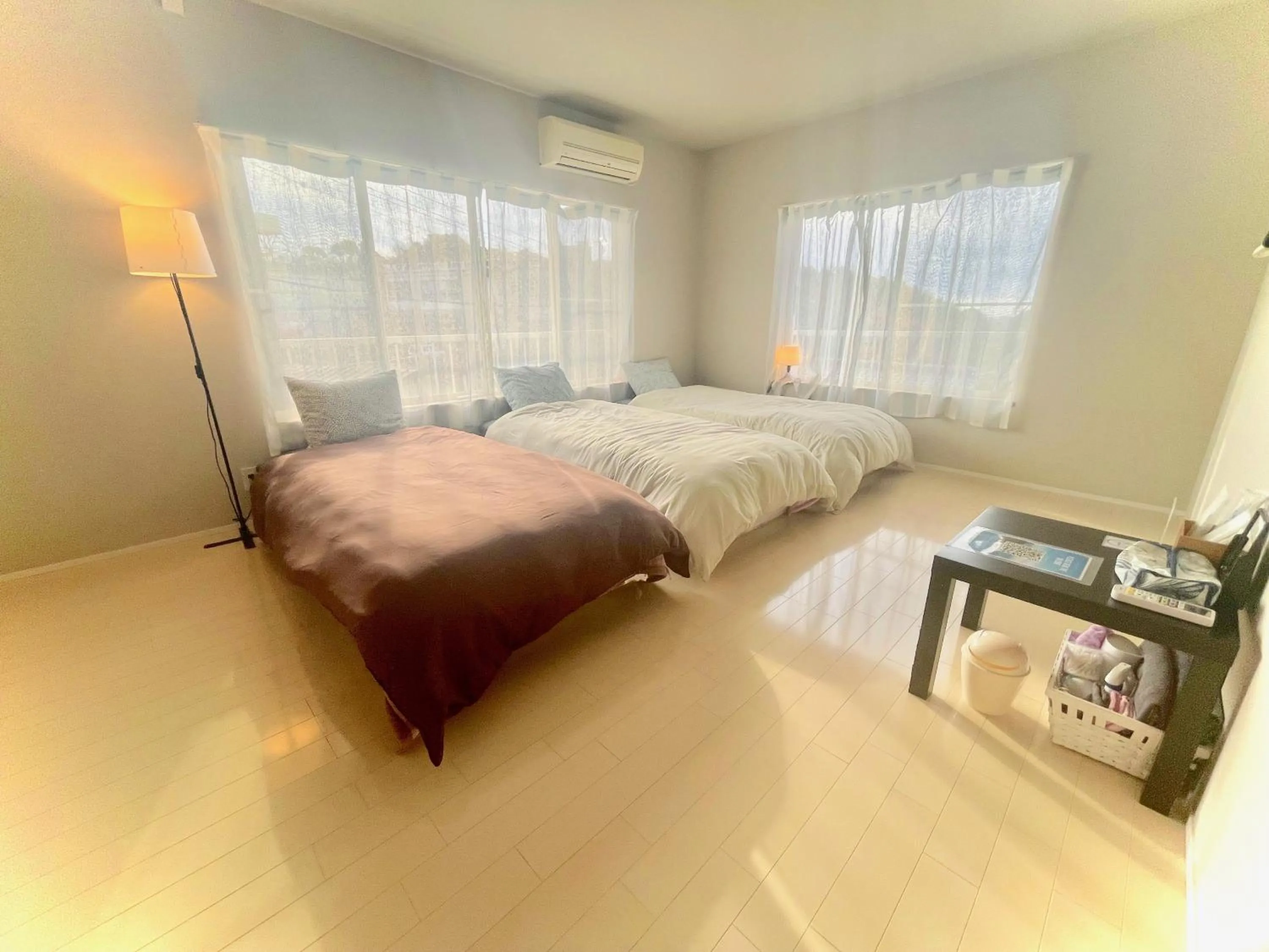 Bed in insidey 海から歩いて10分 walk from the sea Tatadobeach Iritabeach 10min