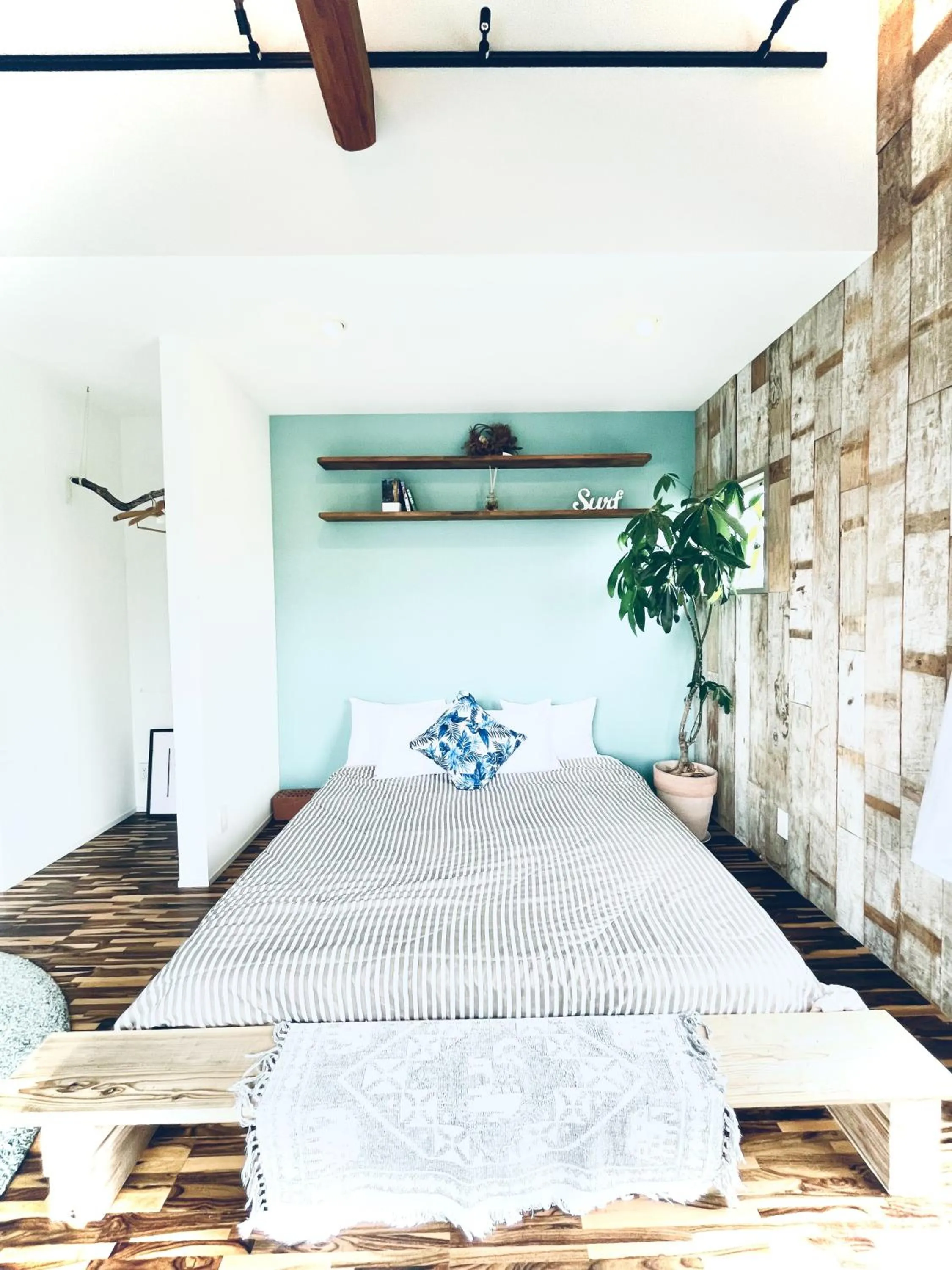 Bed in insidey 海から歩いて10分 walk from the sea Tatadobeach Iritabeach 10min