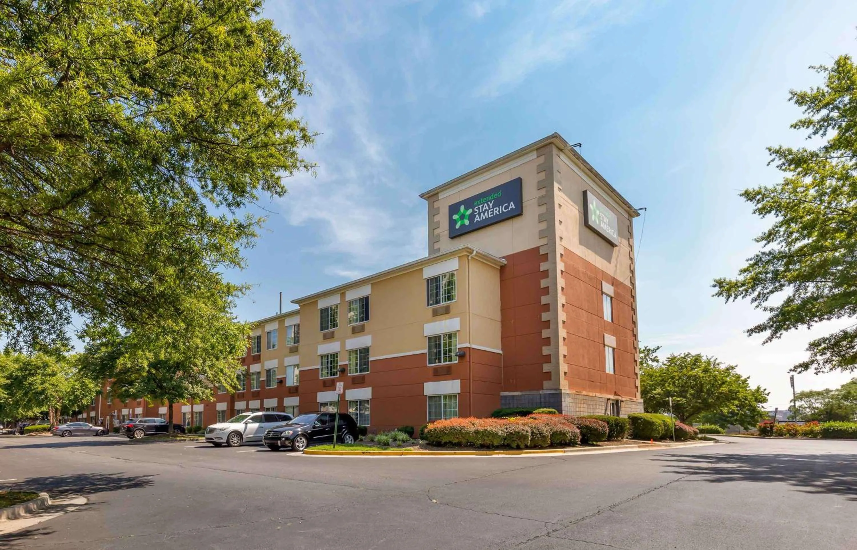 Property building in Extended Stay America Suites - Washington, DC - Alexandria - Eisenhower Ave