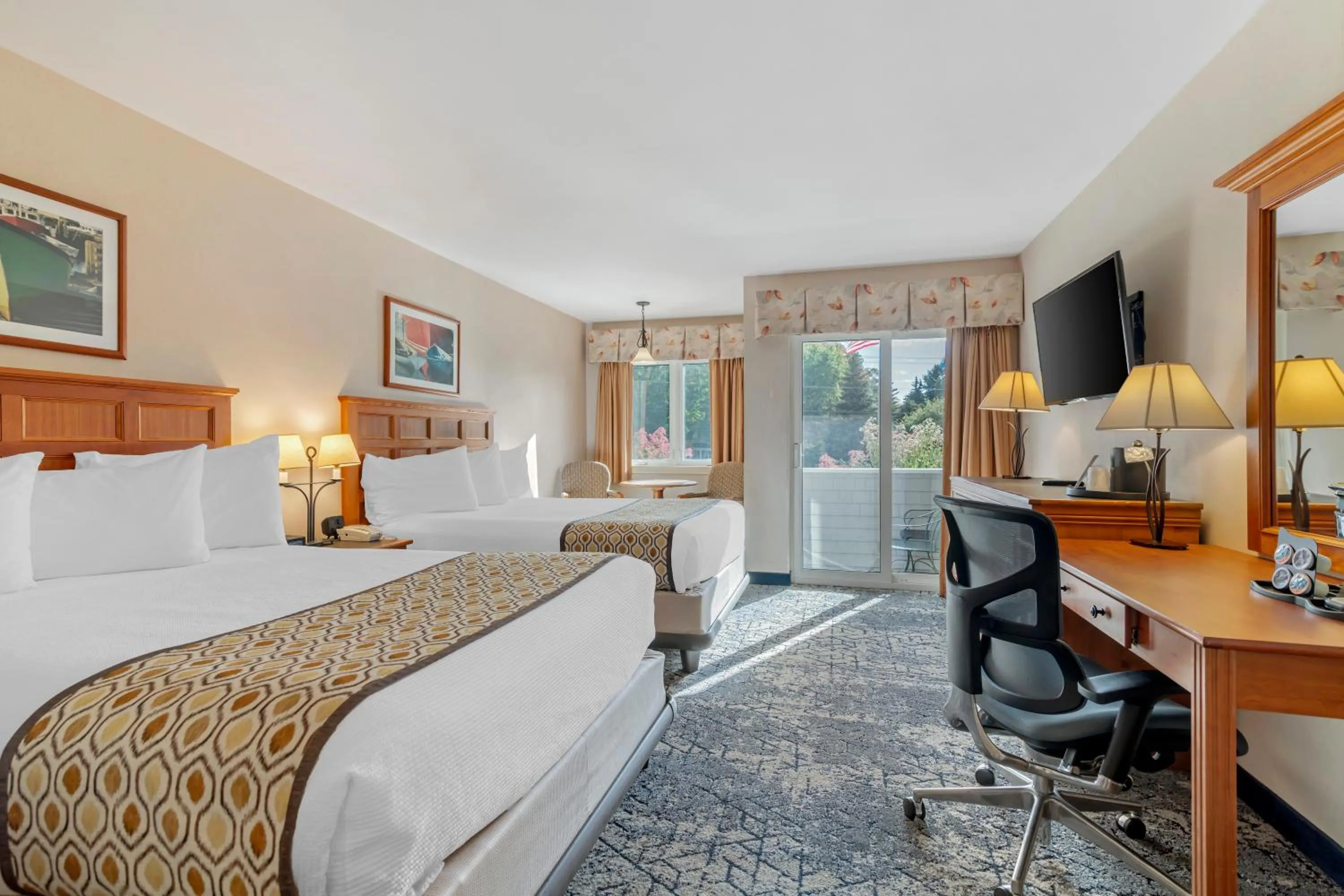 Bed in Meadowmere Resort