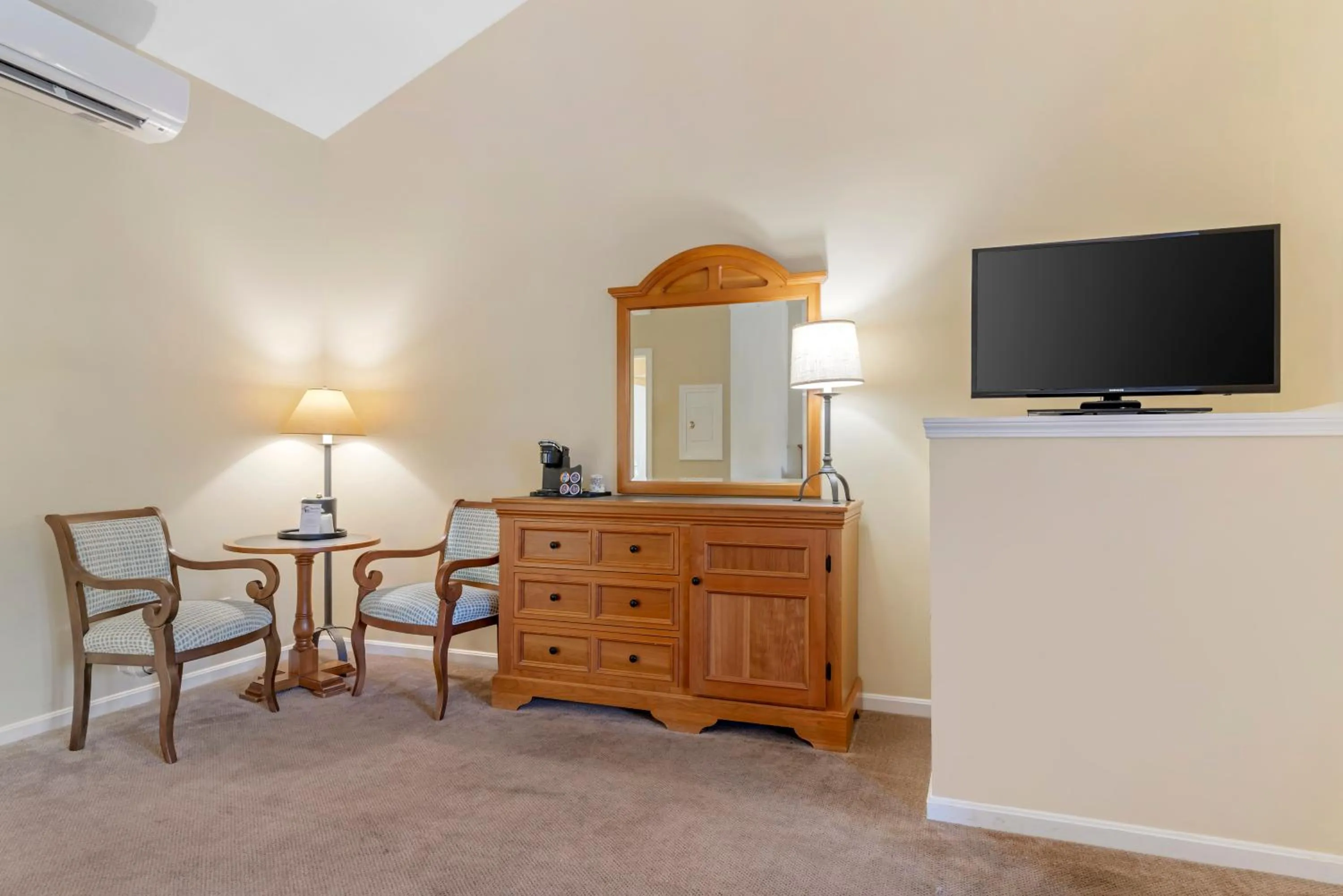 TV and multimedia in Meadowmere Resort