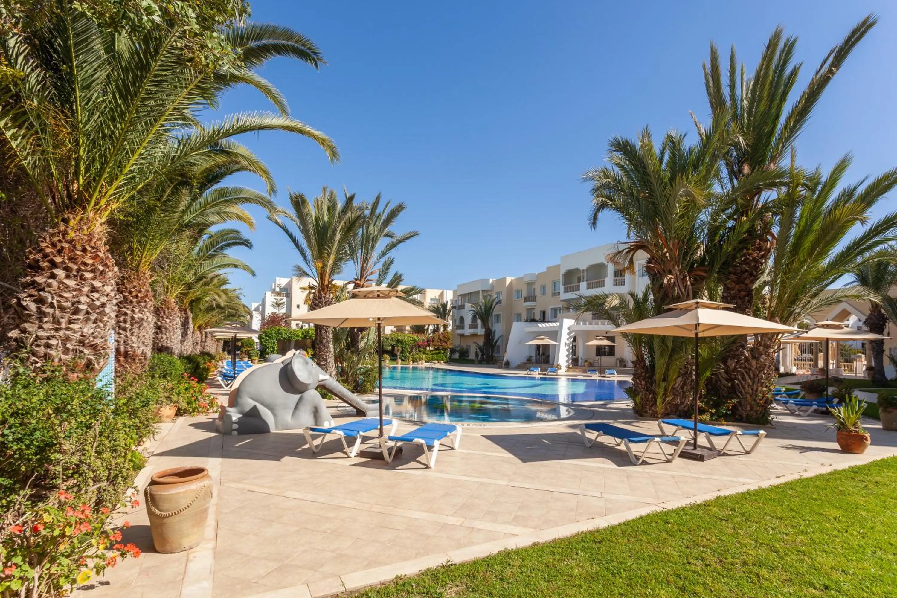 Le Corail Apart'Hotel & Splash Park