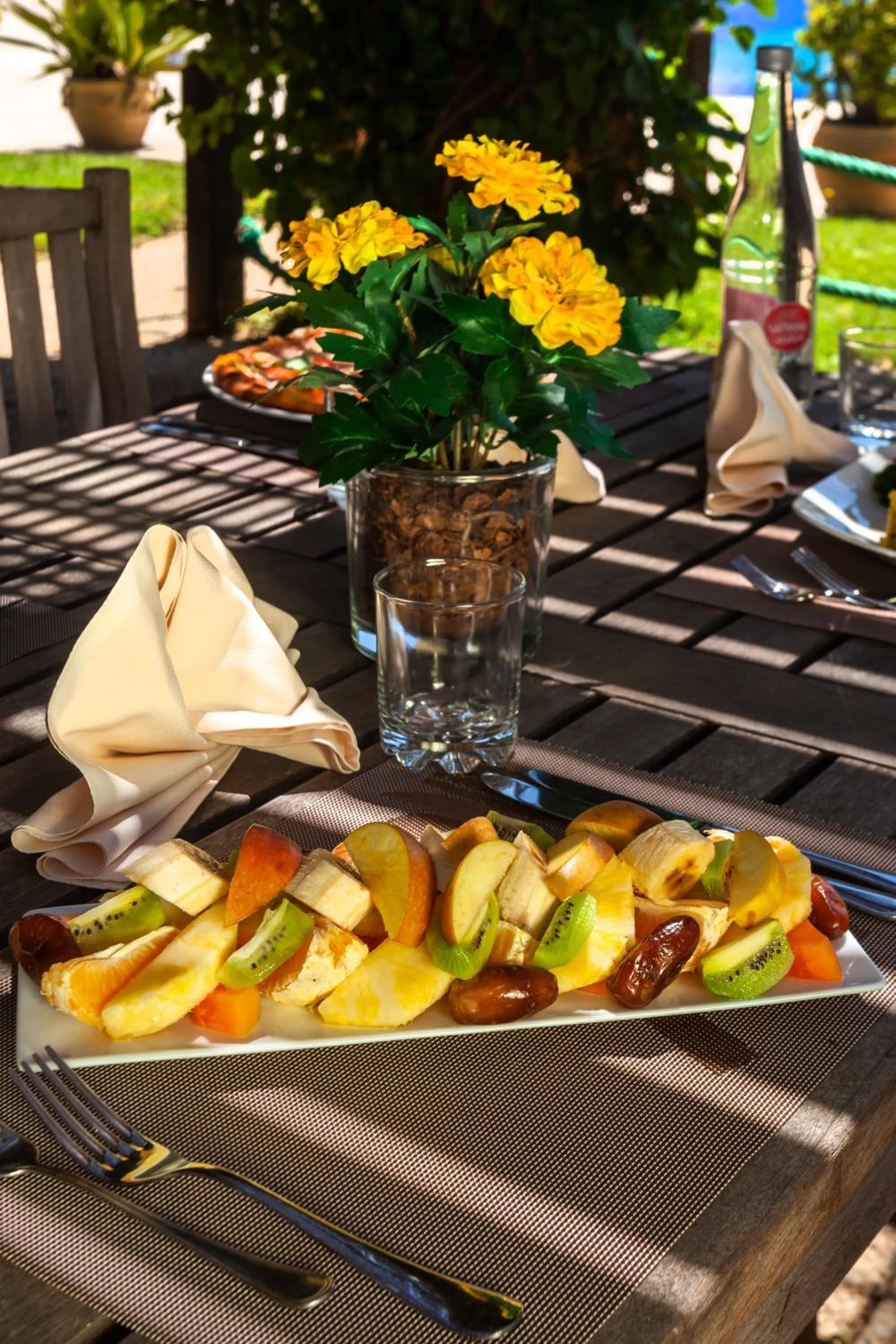 Food in Le Corail Apart'Hotel & Splash Park