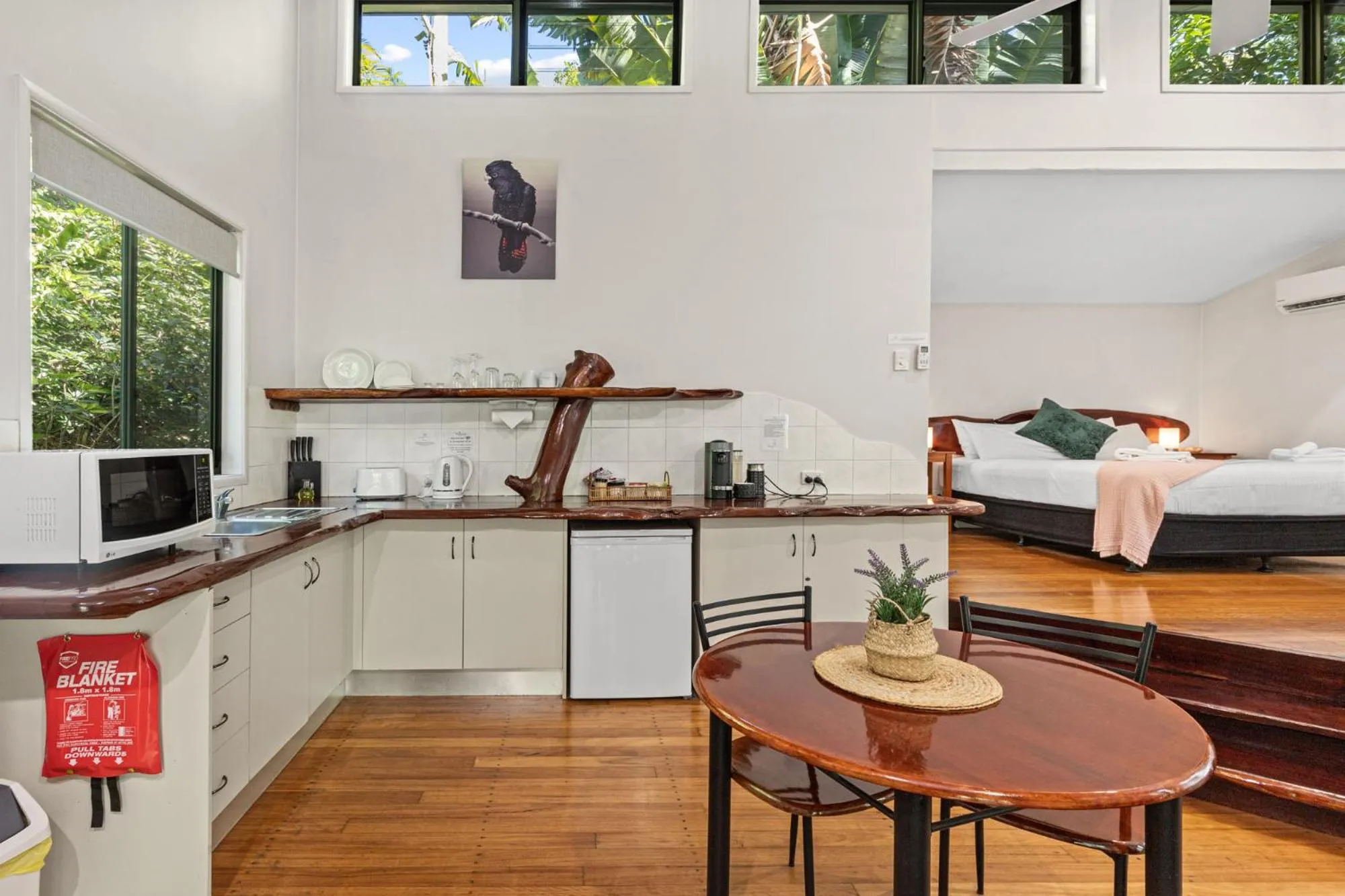 Kitchen or kitchenette in Hunchy Hideaway