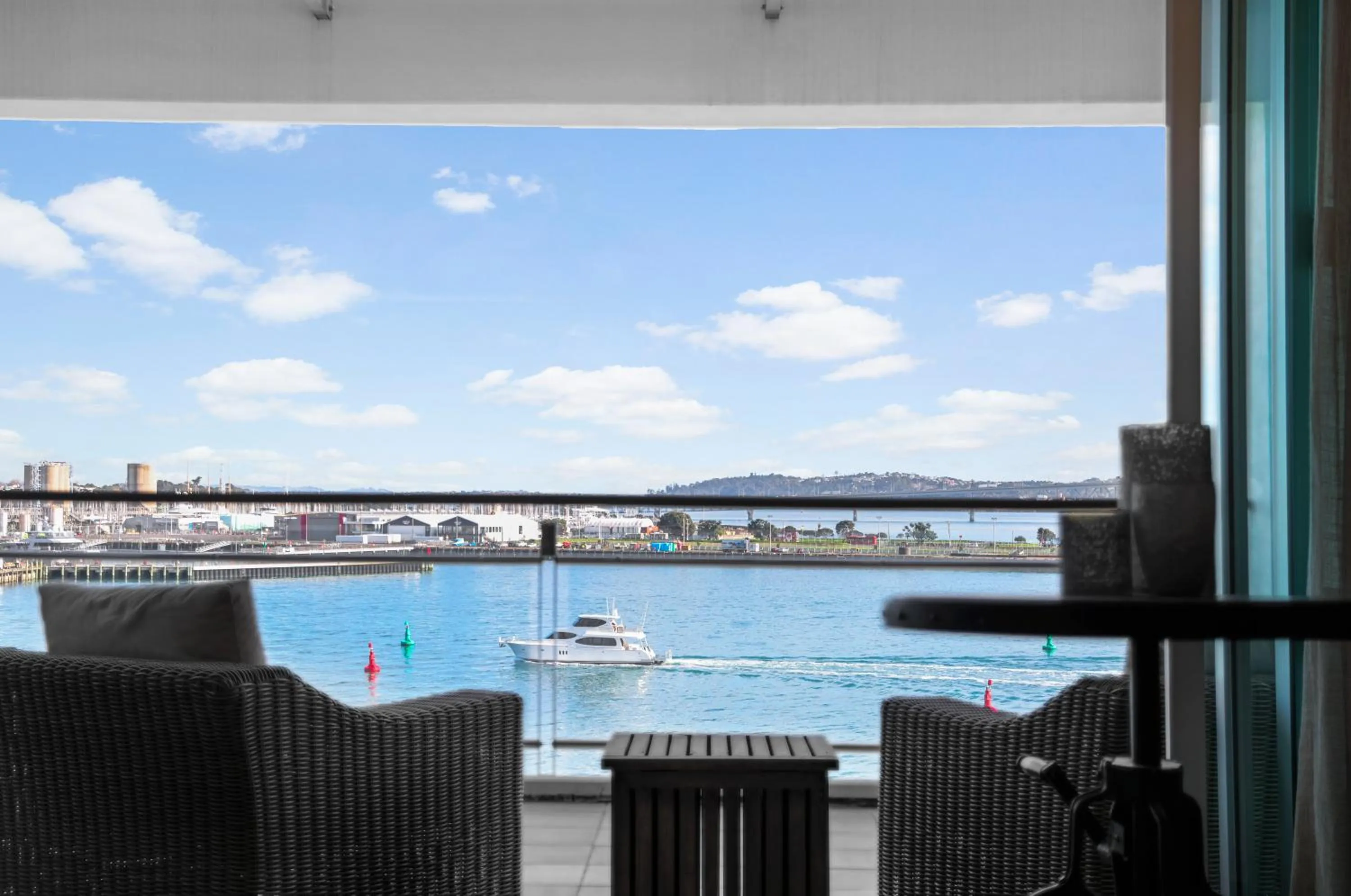 Auckland Waterfront Serviced Apartments on Prince's Wharf