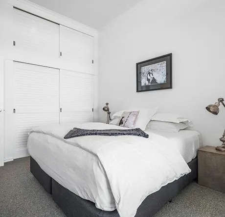 Bed in Auckland Waterfront Serviced Apartments on Prince's Wharf