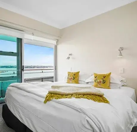 Superior Harborside Two Bedroom Apartment in Auckland Waterfront Serviced Apartments on Prince's Wharf Superior Harborside Two Bedroom Apartment in Auckland Waterfront Serviced Apartments on Prince's Wharf