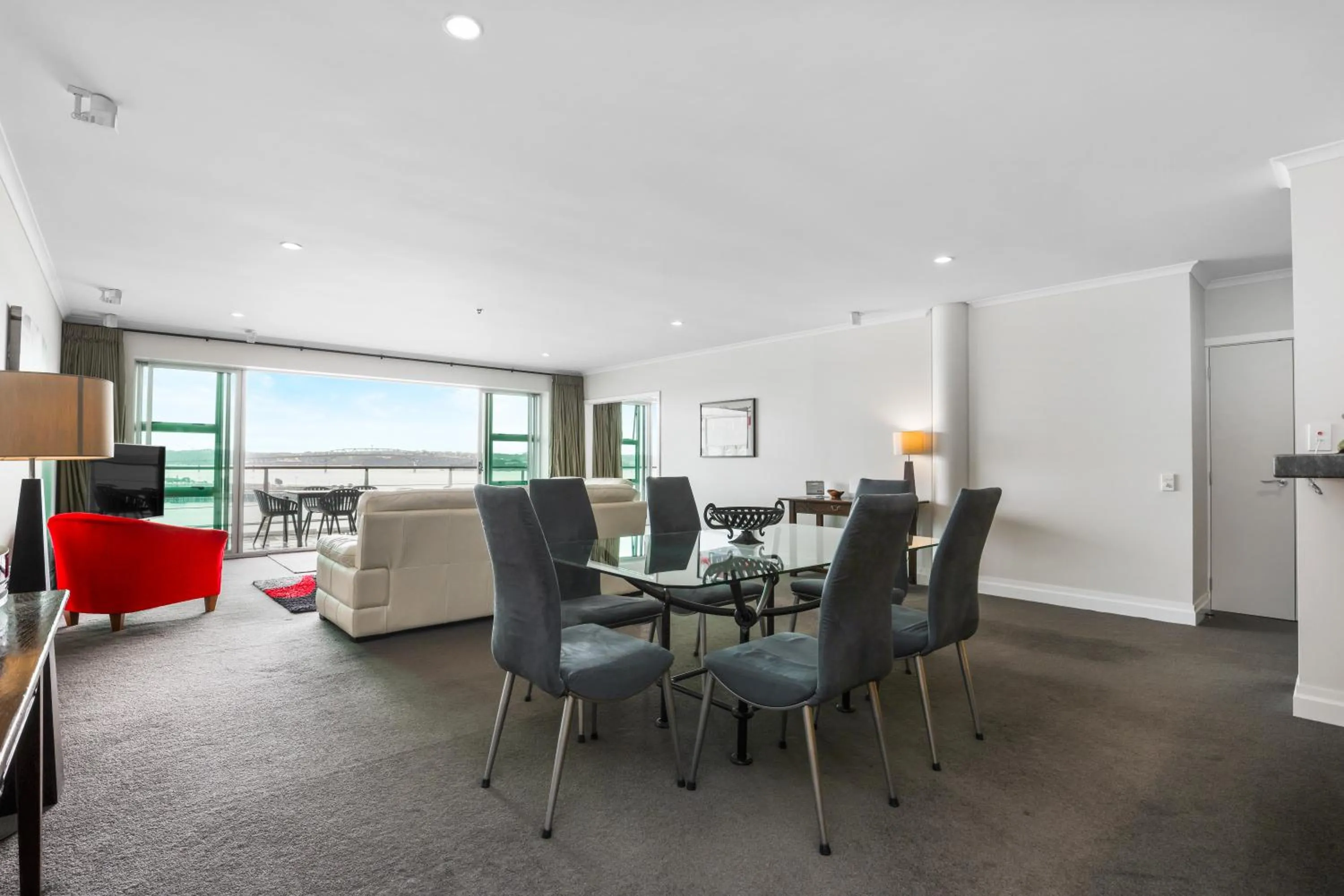 Auckland Waterfront Serviced Apartments on Prince's Wharf
