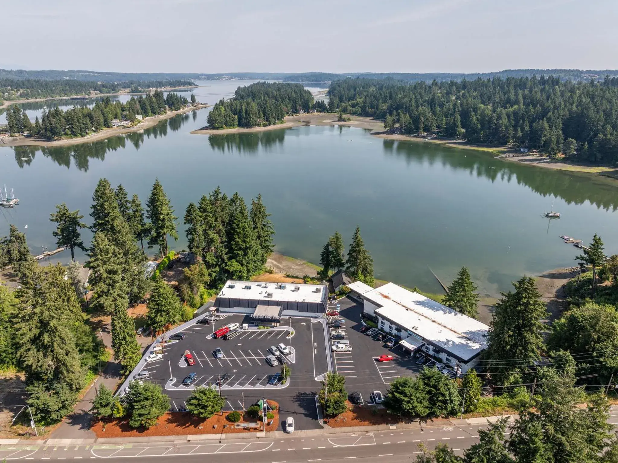 Bird's eye view in Oyster Bay Inn & Suites Bird's eye view in Oyster Bay Inn & Suites