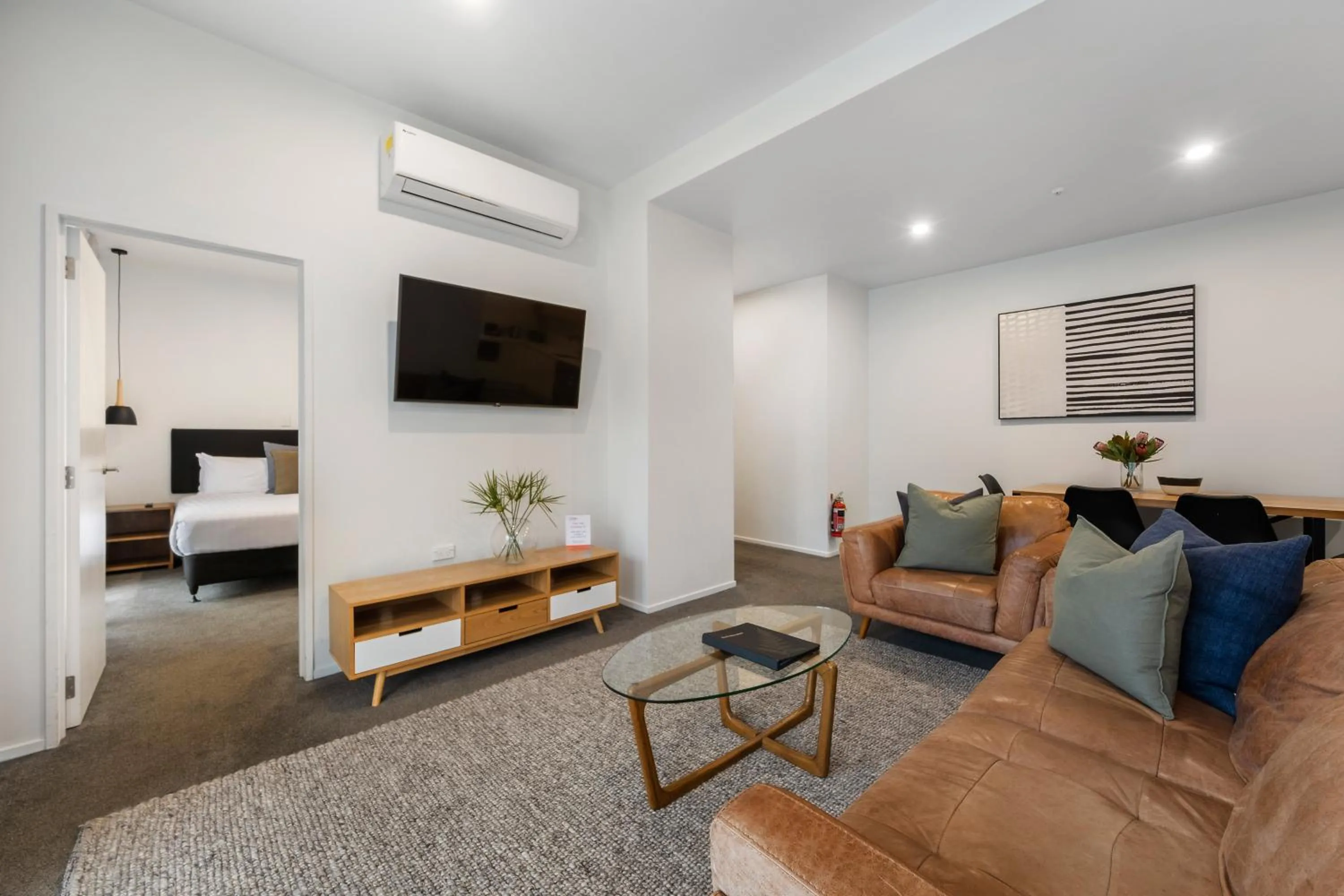 Living room in Southwark Hotel & Apartments