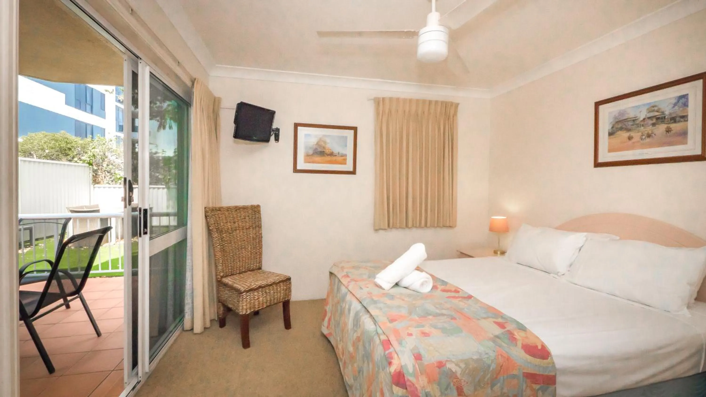 Bed in Jubilee Views Holiday Apartments