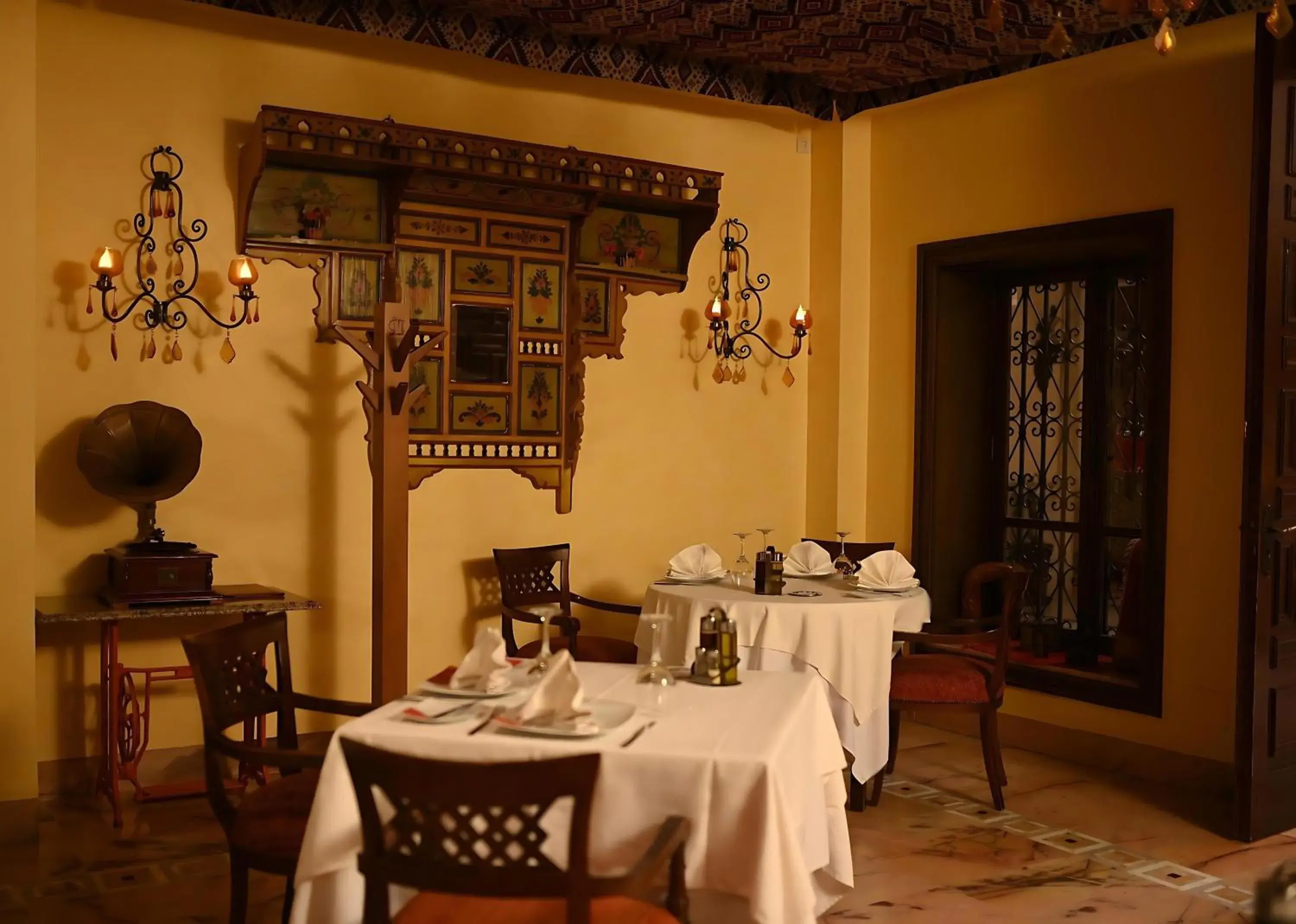 Restaurant/places to eat in Borj Dhiafa Restaurant/places to eat in Borj Dhiafa