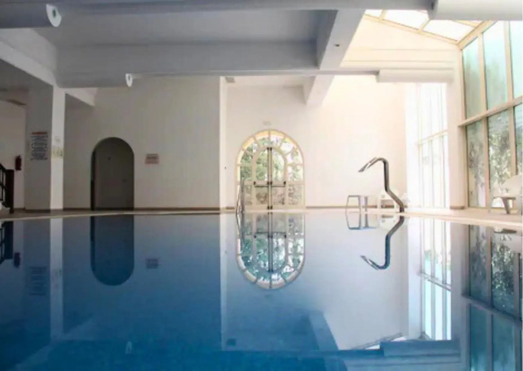 Swimming pool in Borj Dhiafa Swimming pool in Borj Dhiafa