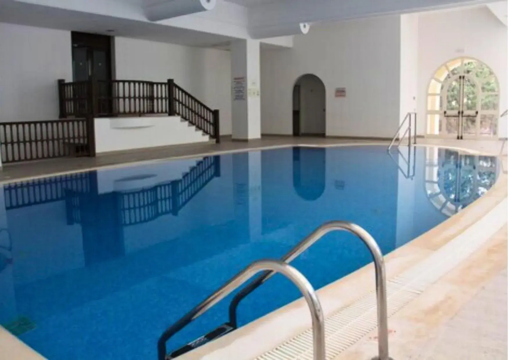 Swimming pool in Borj Dhiafa Swimming pool in Borj Dhiafa