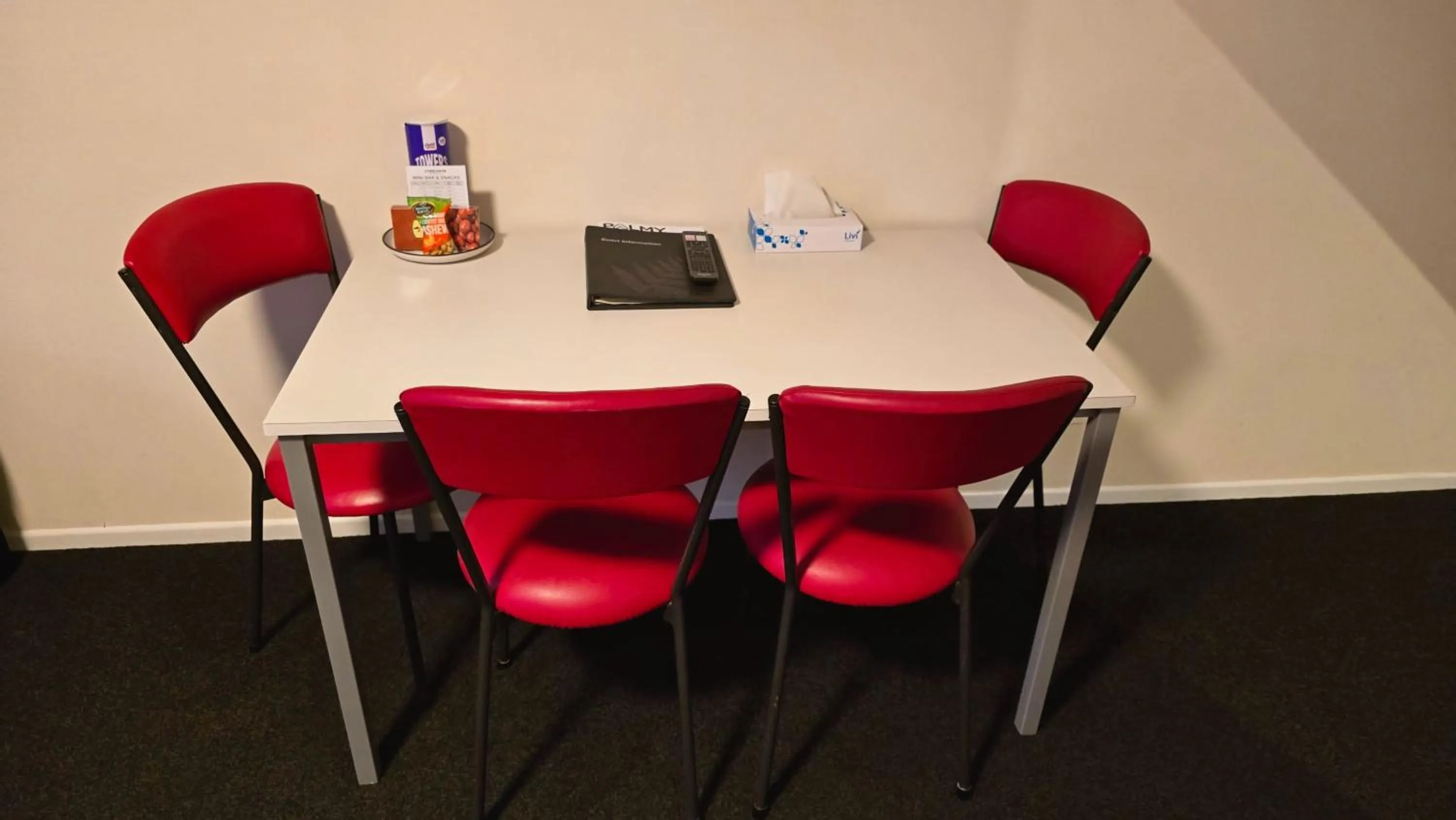 Dining area in Carramar Motor Inn