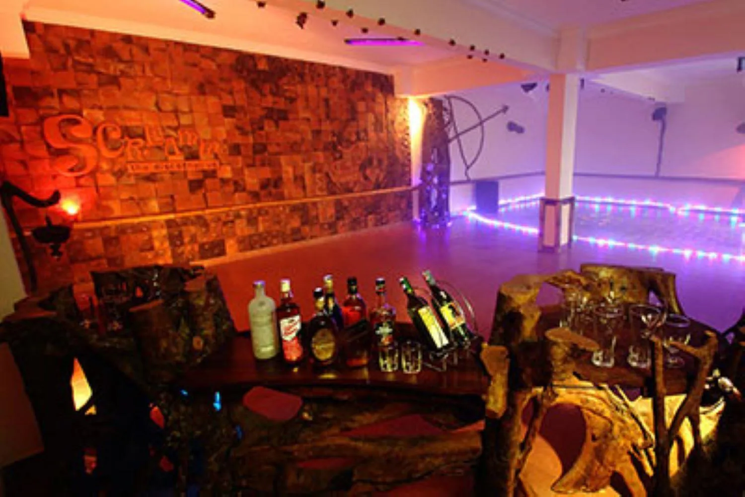 Nightclub / DJ in Fort Munnar