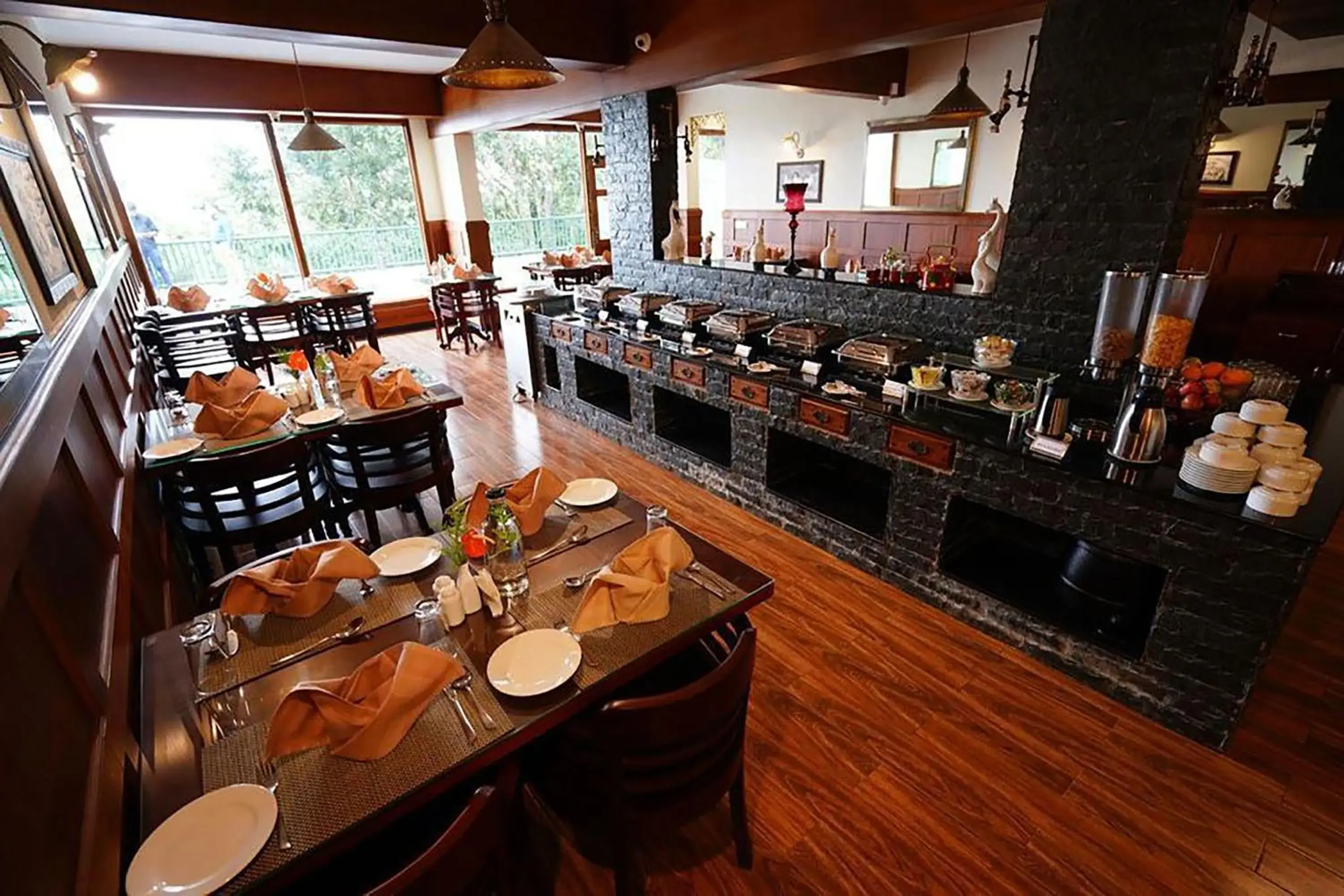 Restaurant/places to eat in Fort Munnar Restaurant/places to eat in Fort Munnar