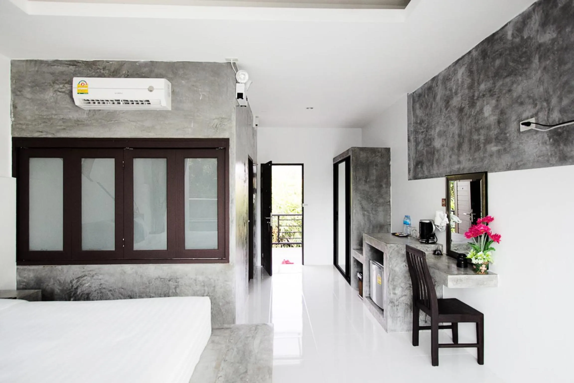 Coffee/tea facilities, Bed in Alphabeto Resort