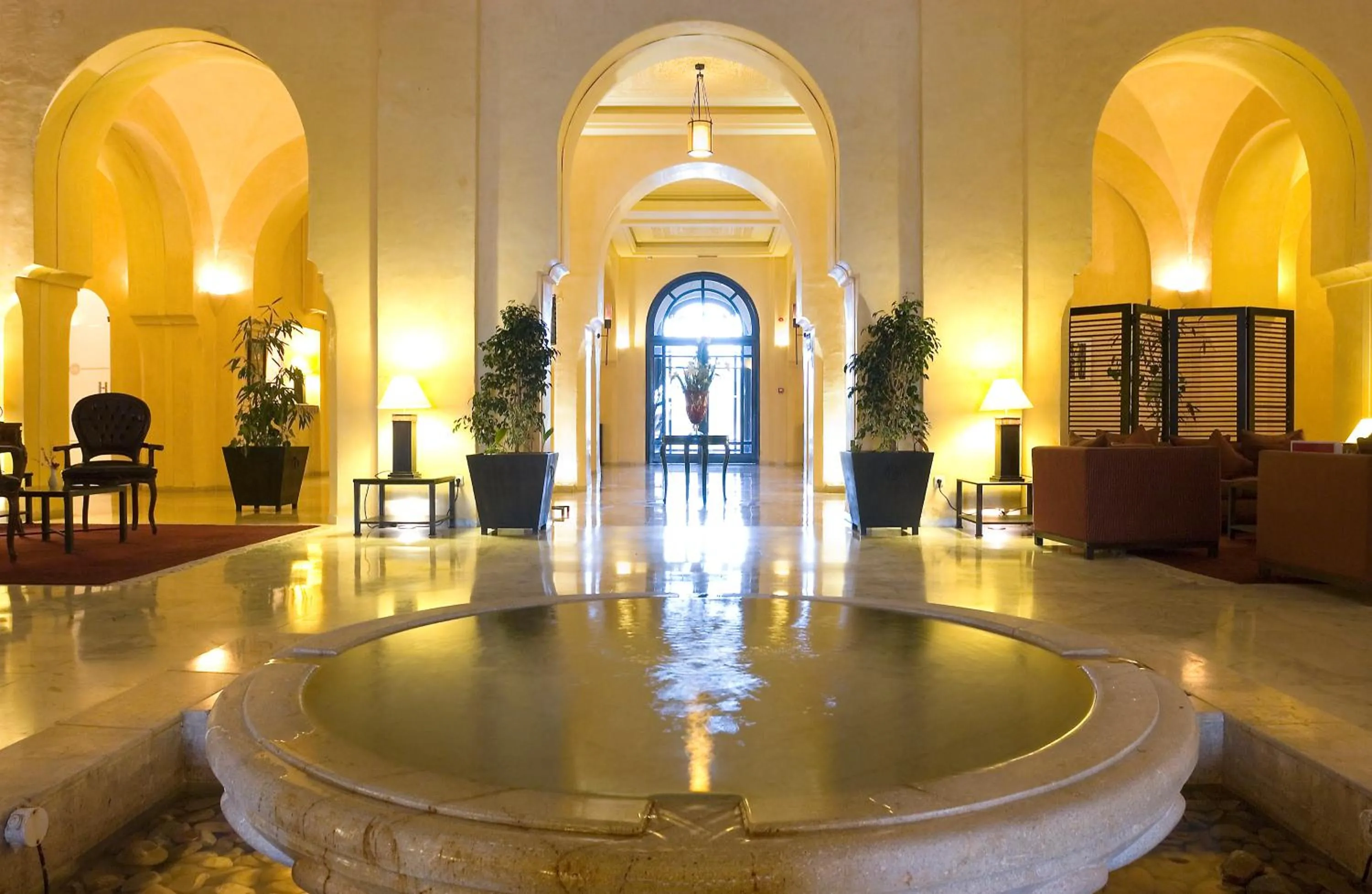 Lobby or reception in Alhambra Thalasso