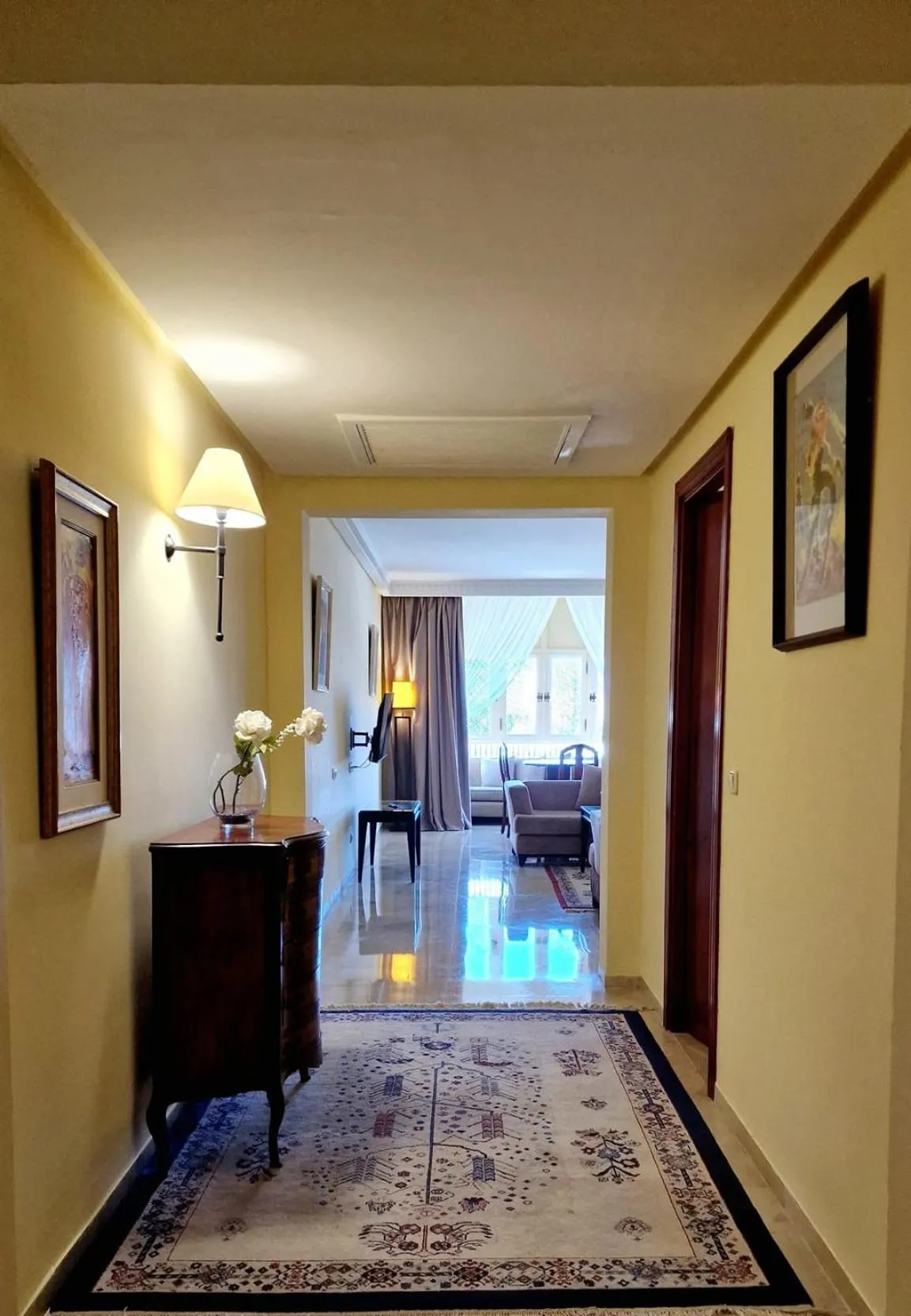 Living room in Alhambra Thalasso