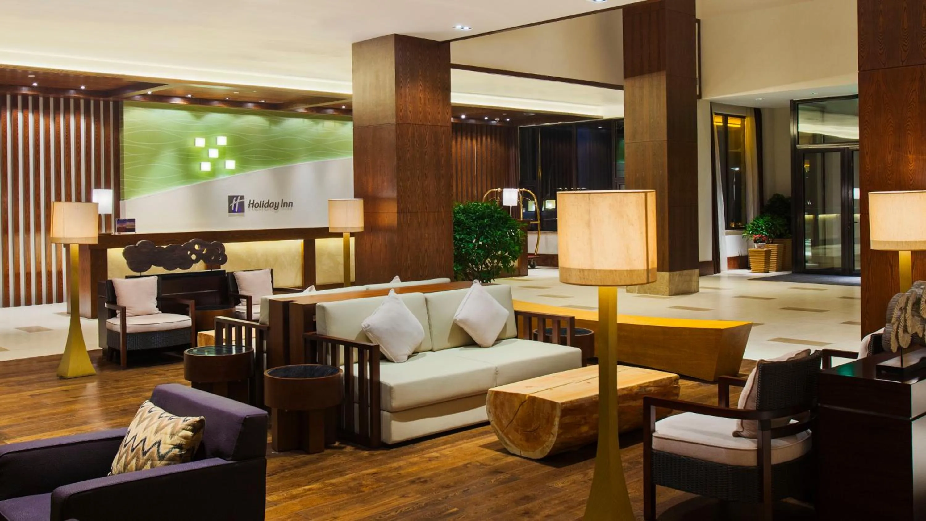 Lobby or reception in Wanda Jin Suites Changbaishan