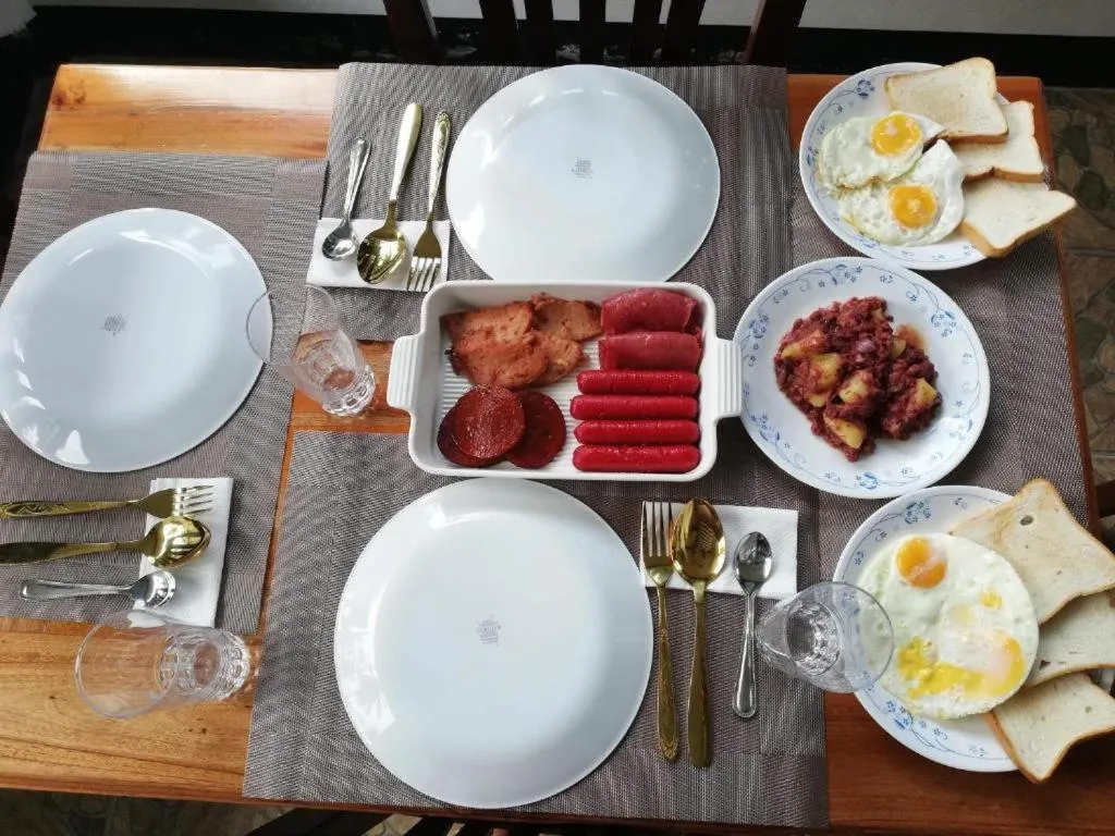Breakfast in Balai Mariacaria Pension House