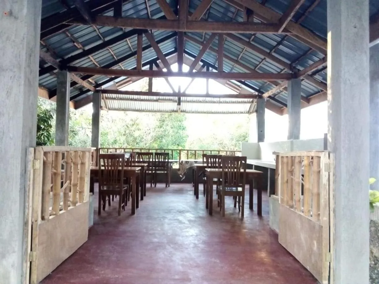 Restaurant/places to eat in Balai Mariacaria Pension House