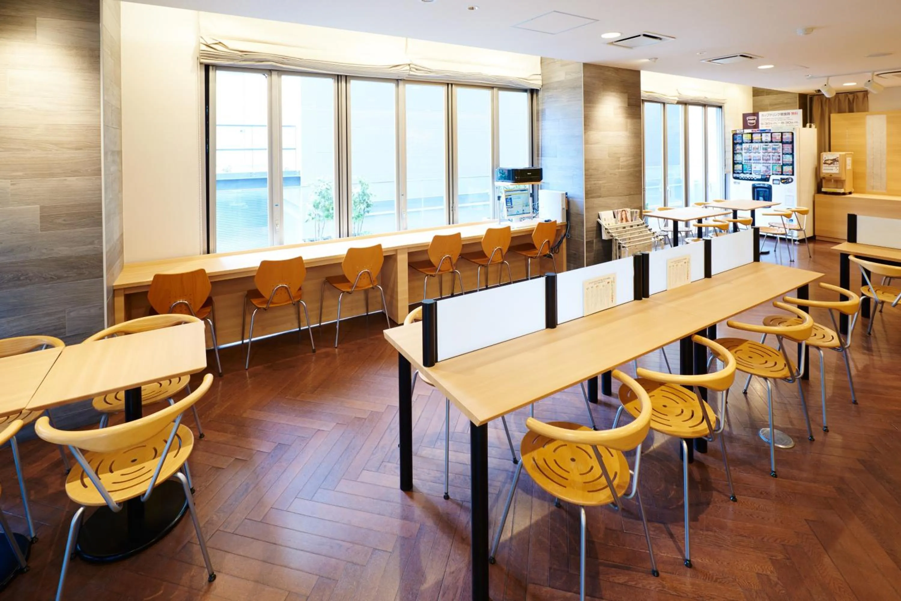 Lounge or bar in Super Hotel Midosujisen Esaka