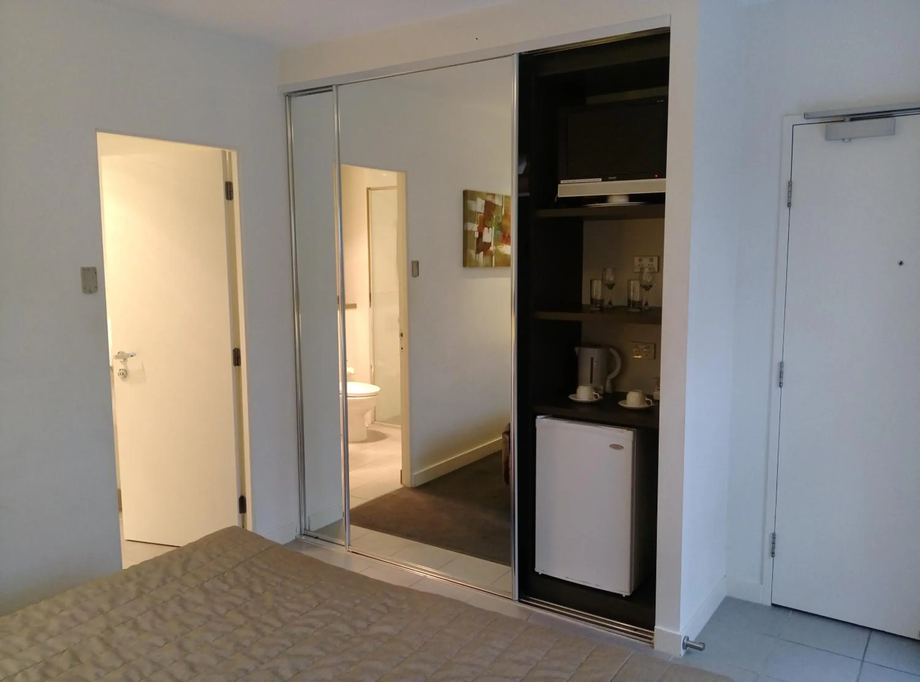 Bathroom, Bed in St Kilda Central Apartments Bathroom, Bed in St Kilda Central Apartments