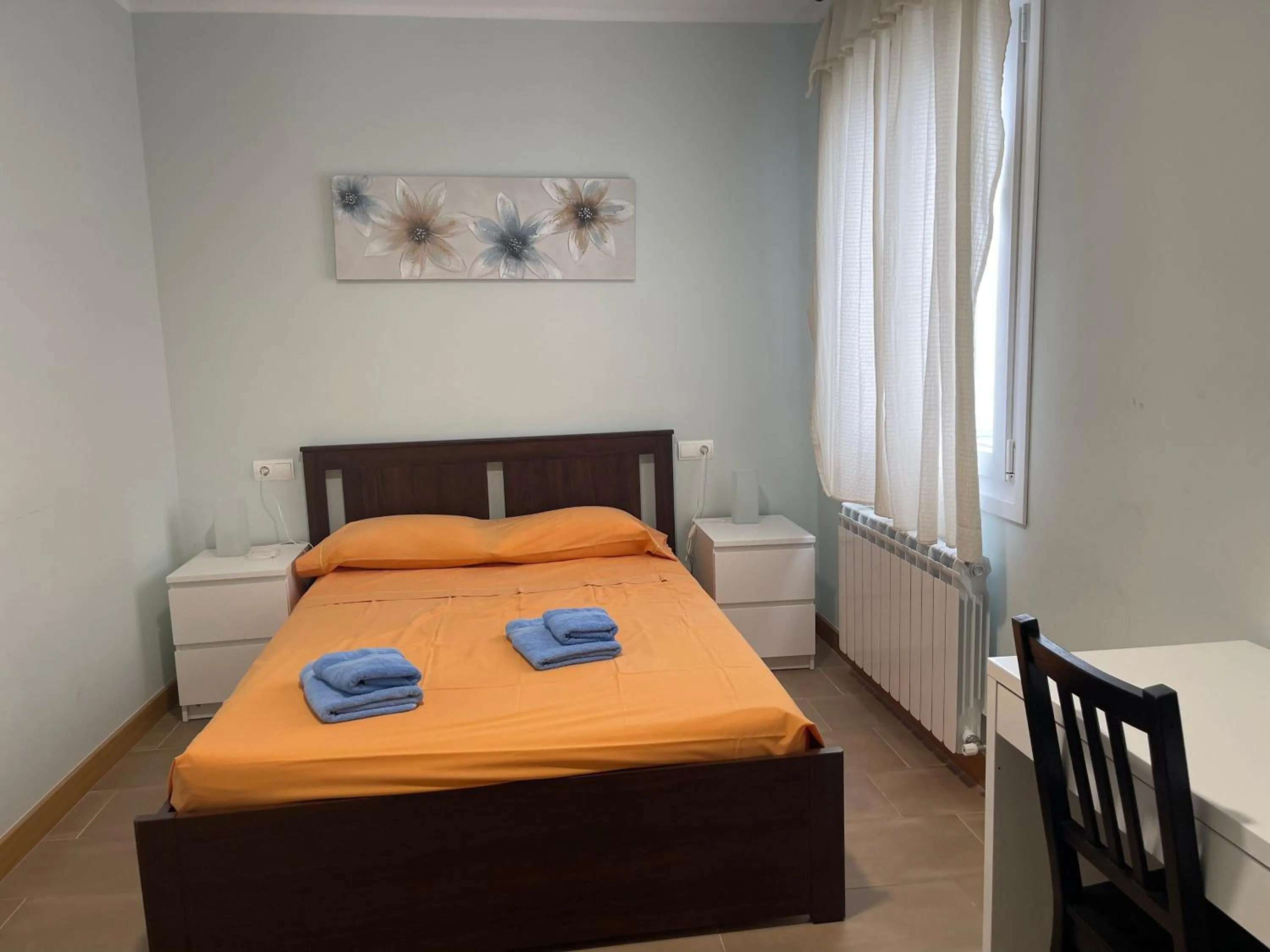 Bed in La Encina Azul Rooms-Grupo Rosa Azul
