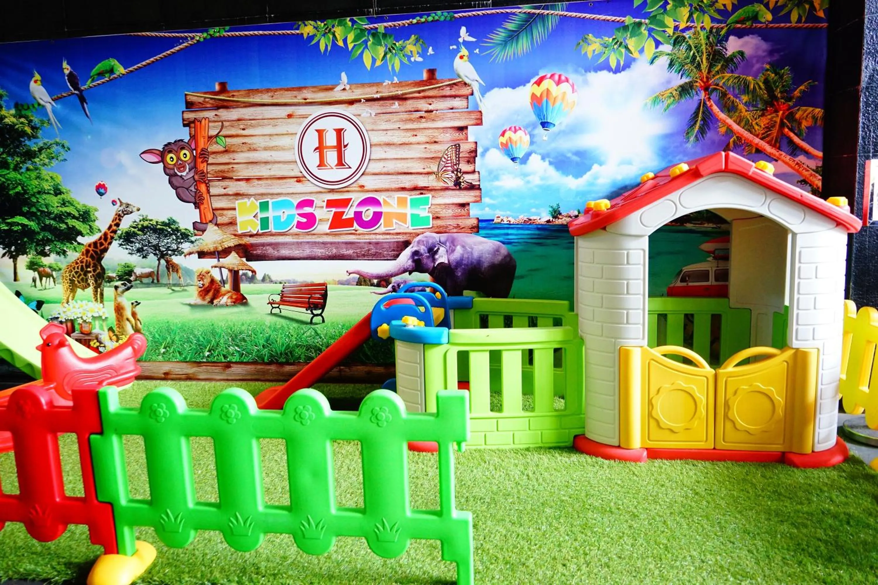 Area and facilities in Grand Hatika Hotel