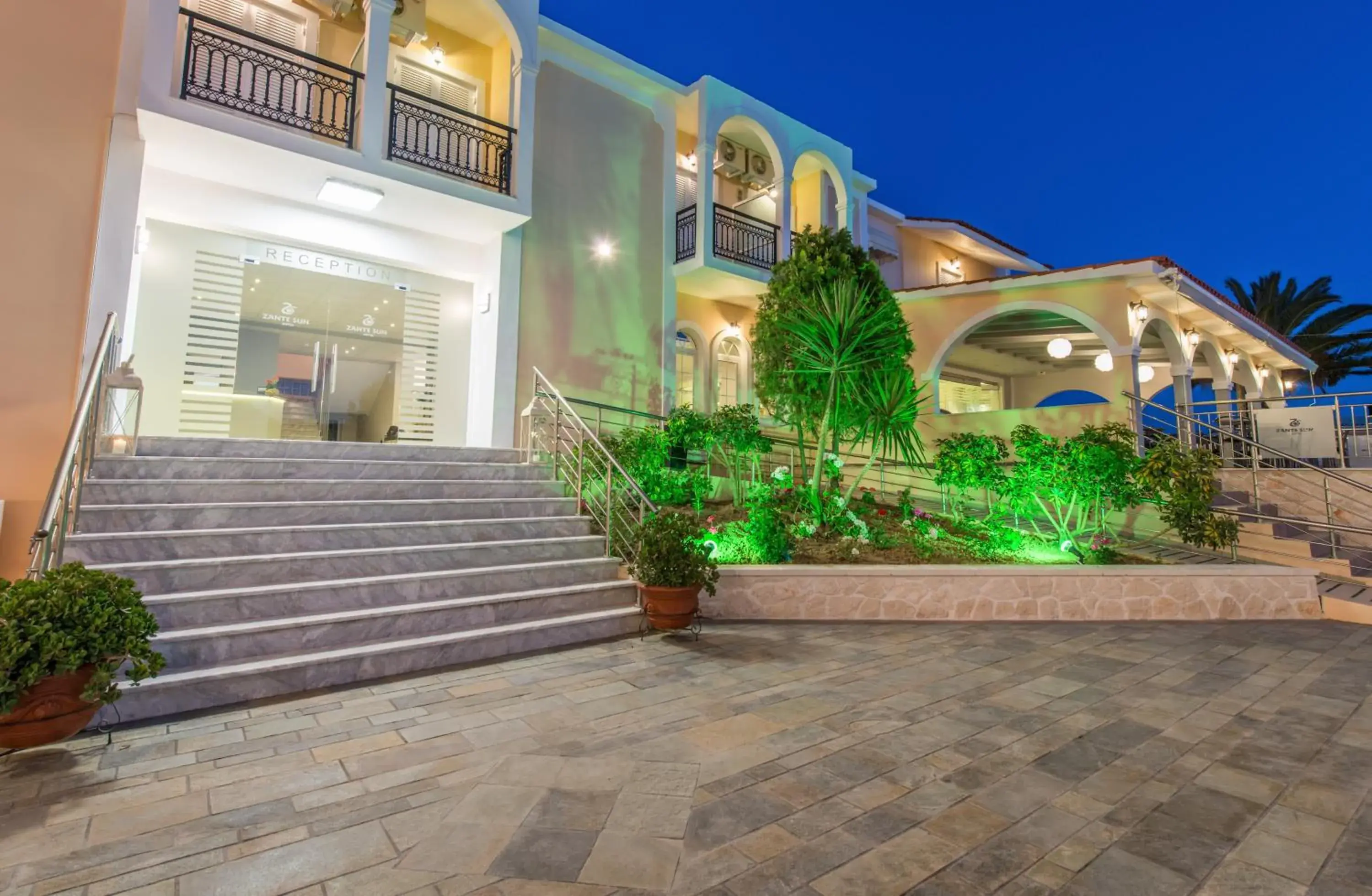 Facade/entrance in Zante Sun Resort Facade/entrance in Zante Sun Resort