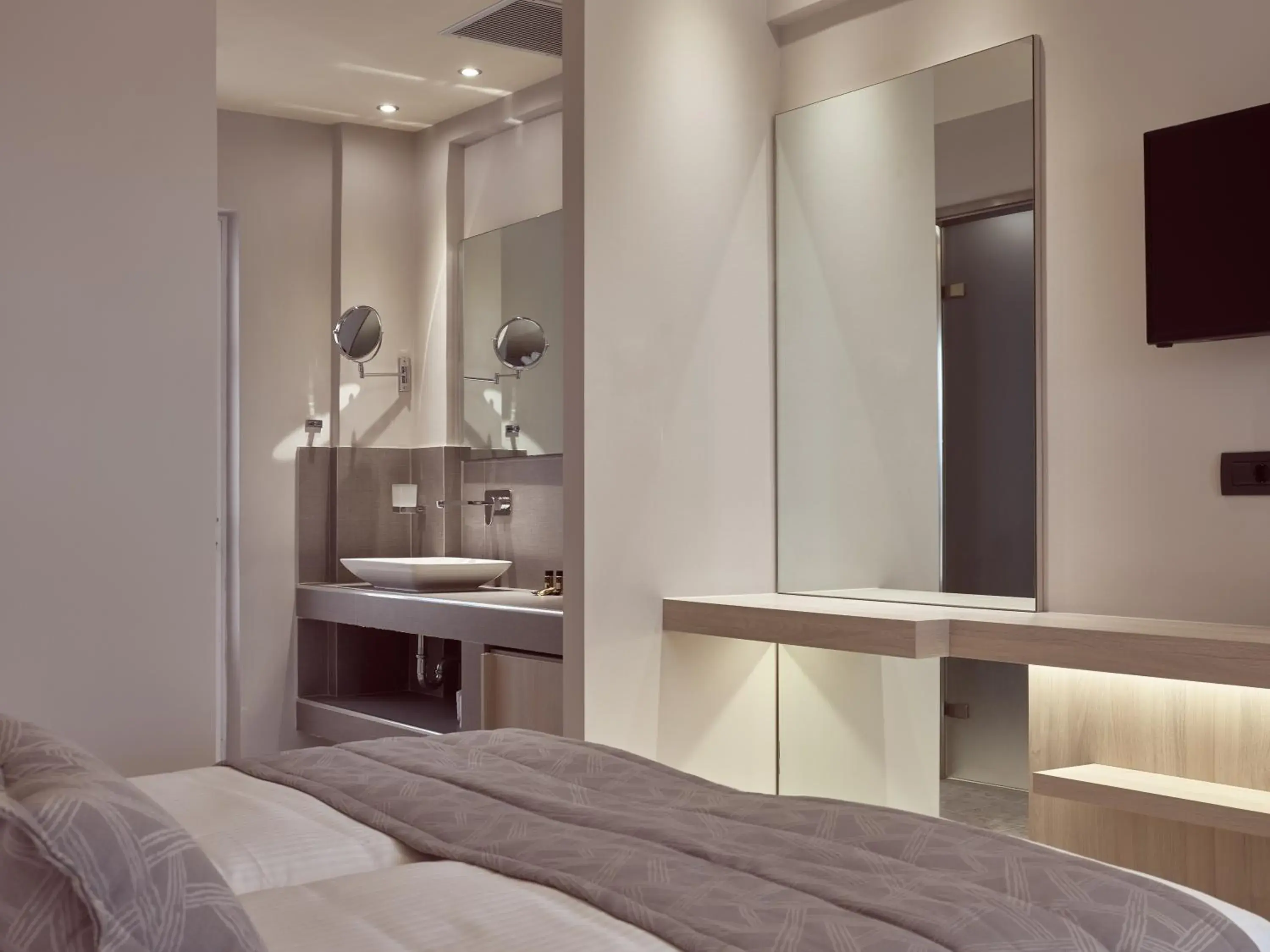 Bed in Zante Sun Resort Bed in Zante Sun Resort