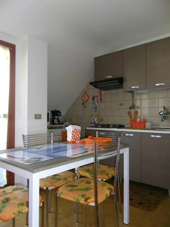 Kitchen or kitchenette in B&B La Villetta